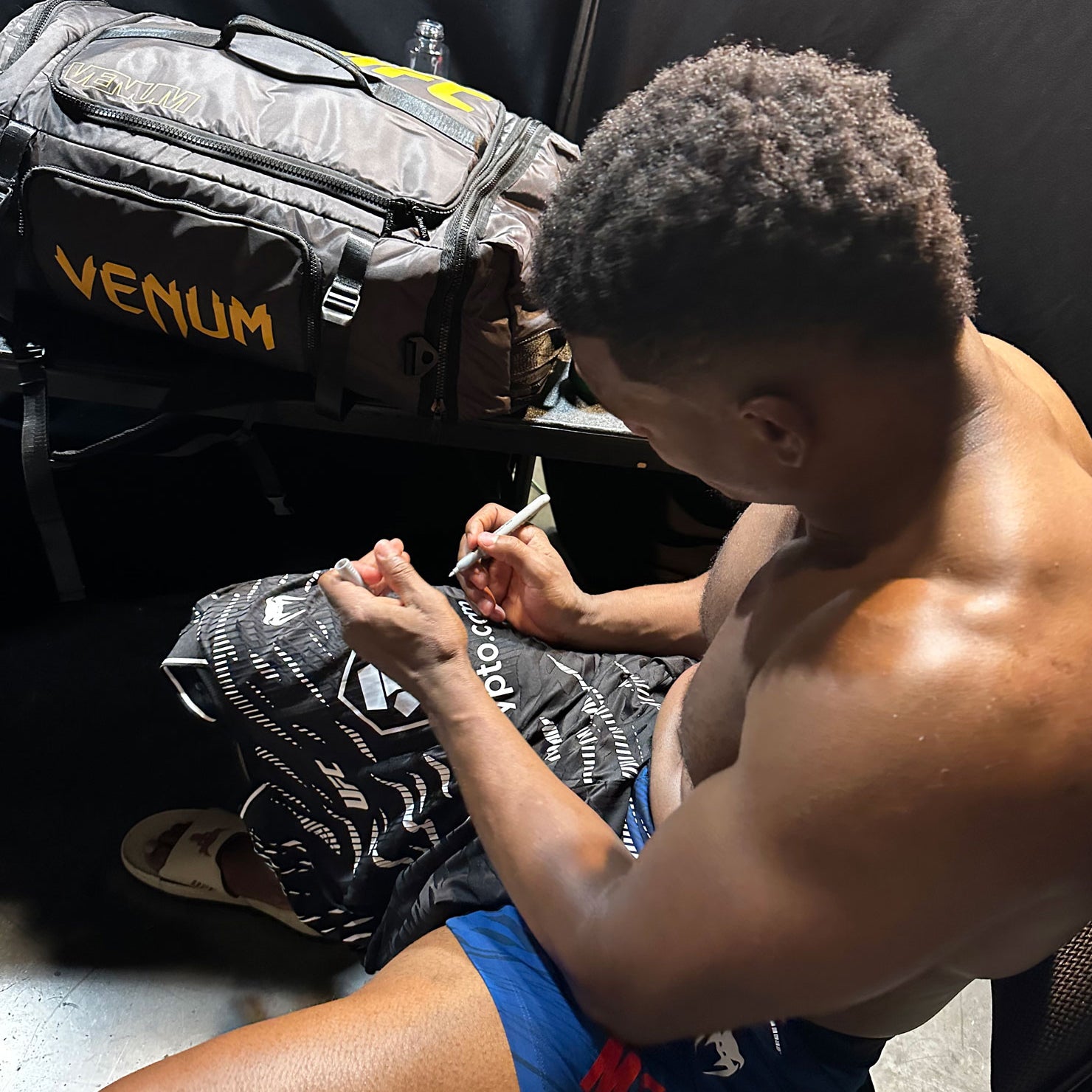 Alonzo Menifield Signed 1-of-1 Fight Issued Jersey UFC Fight Night: Cejudo vs Song