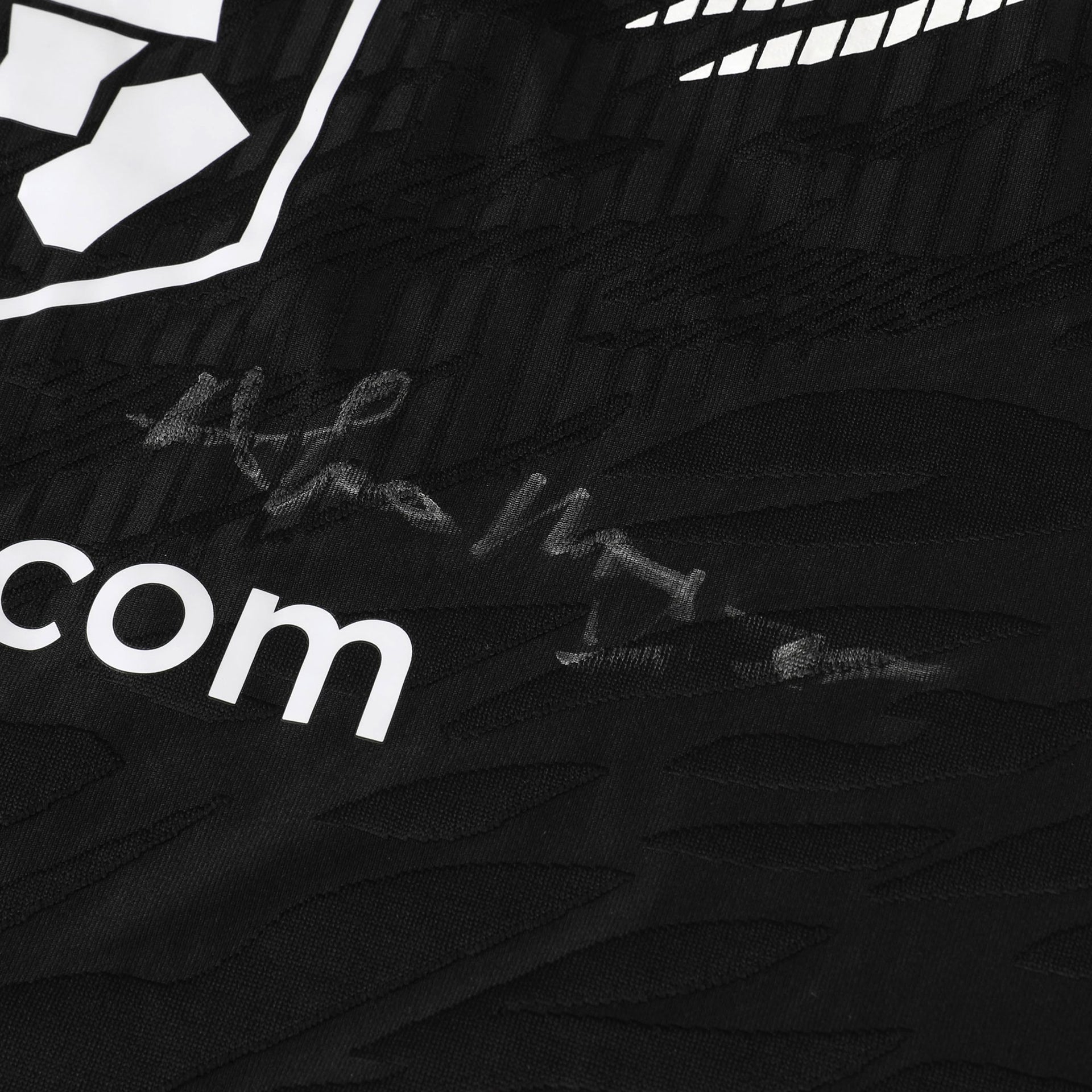 Alonzo Menifield Signed 1-of-1 Fight Issued Jersey UFC Fight Night: Cejudo vs Song