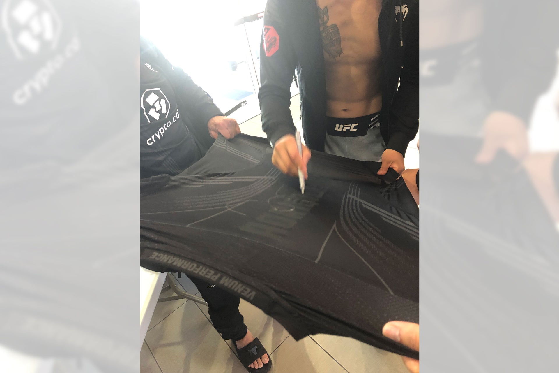 Aori Qileng Signed 1-of-1 Fight Issued Jersey UFC Fight Night: Lemos vs Andrade