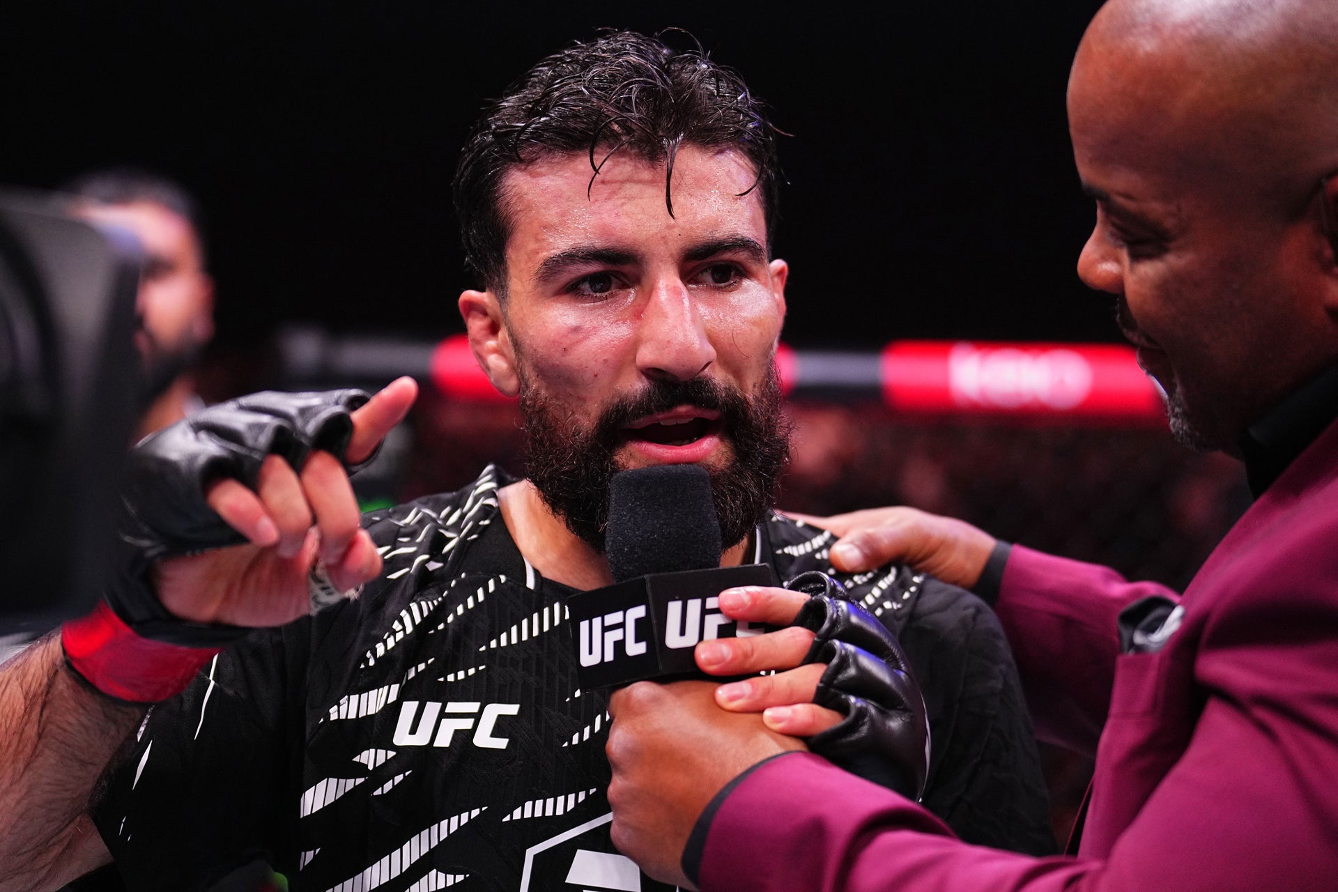 Farid Basharat Signed 1-of-1 Fight Issued Jersey UFC 308: Topuria vs Holloway