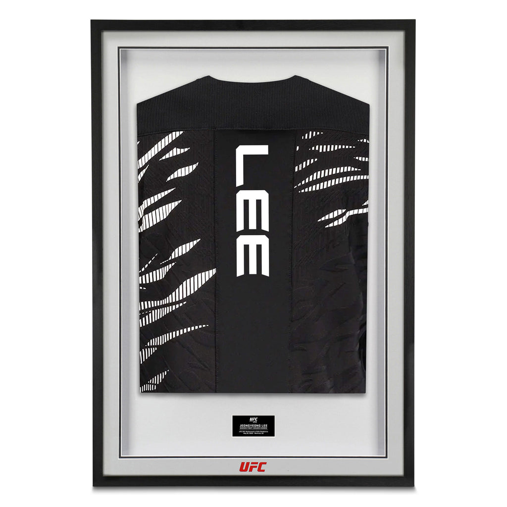 JeongYeong Lee Signed 1-of-1 Fight Issued Hoodie UFC 315: Muhammad vs Della Maddalena