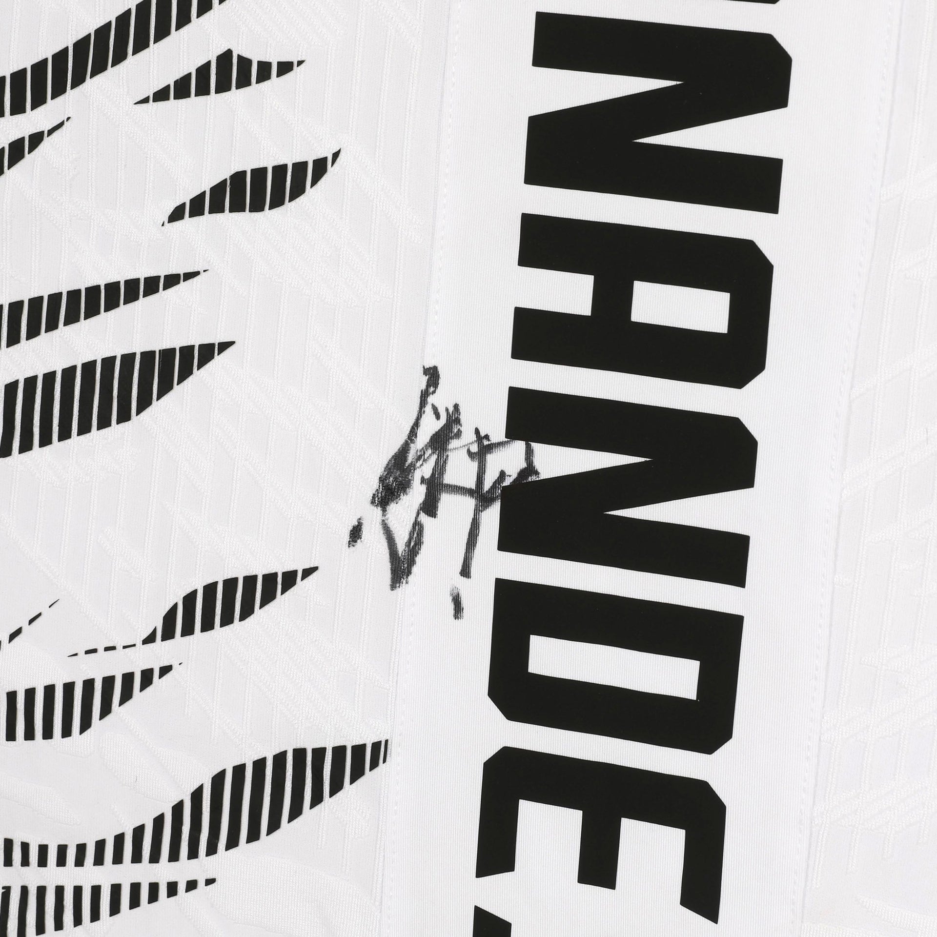 Kaue Fernandes Signed 1-of-1 Fight Issued Jersey UFC Fight Night: Edwards vs Brady