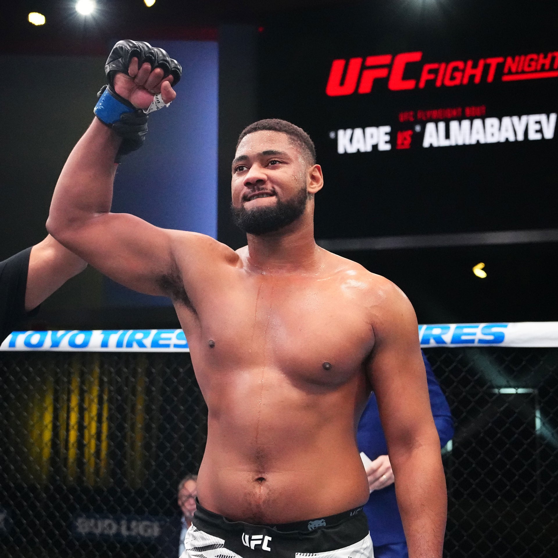 Mário Pinto 1-of-1 Signed Fight Issued Hoodie – UFC Fight Night: Kape vs Almabayev