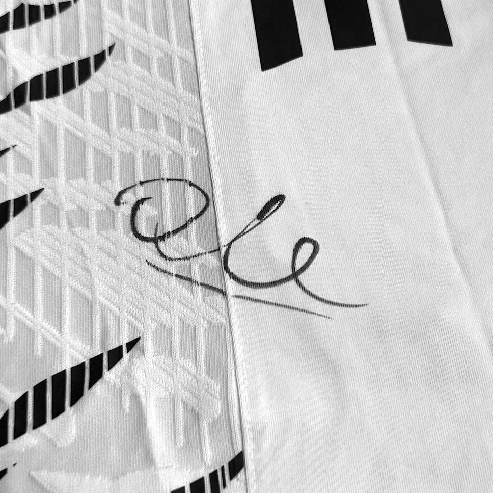 Quang Le Signed 1-of-1 Fight Issued Jersey UFC Fight Night: Sandhagen vs Figueiredo