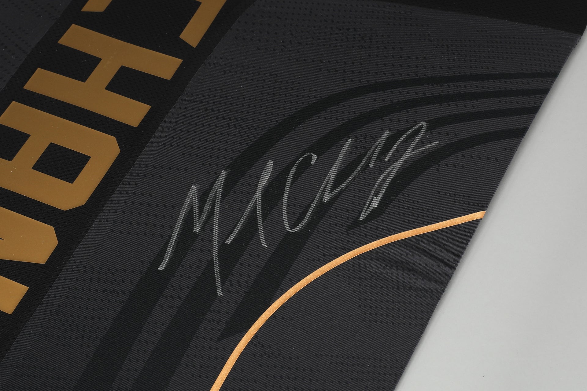Michael Chandler Signed Black & Gold Venum Fight Night 2.0 Jersey