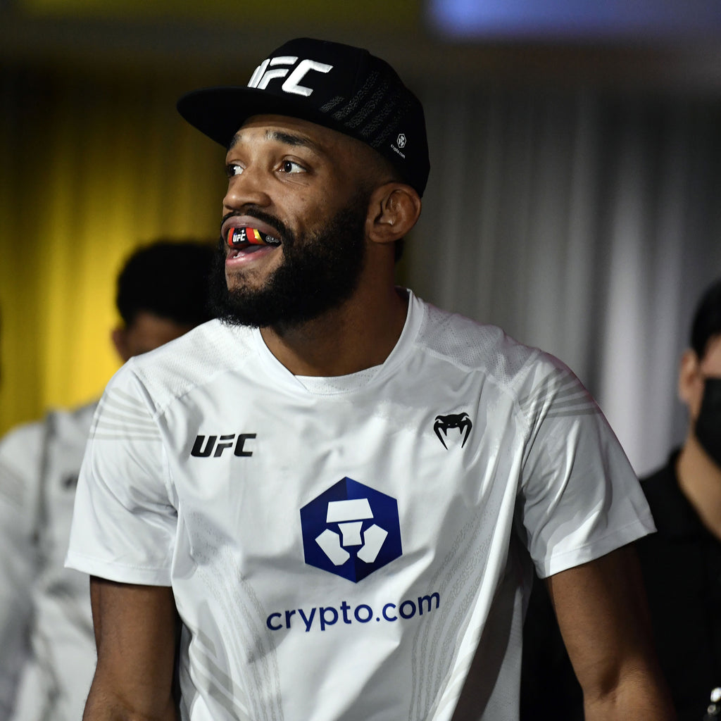 Framed Philip Rowe Signed Fight Issued Jersey UFC Fight Night: Hermansson vs Strickland