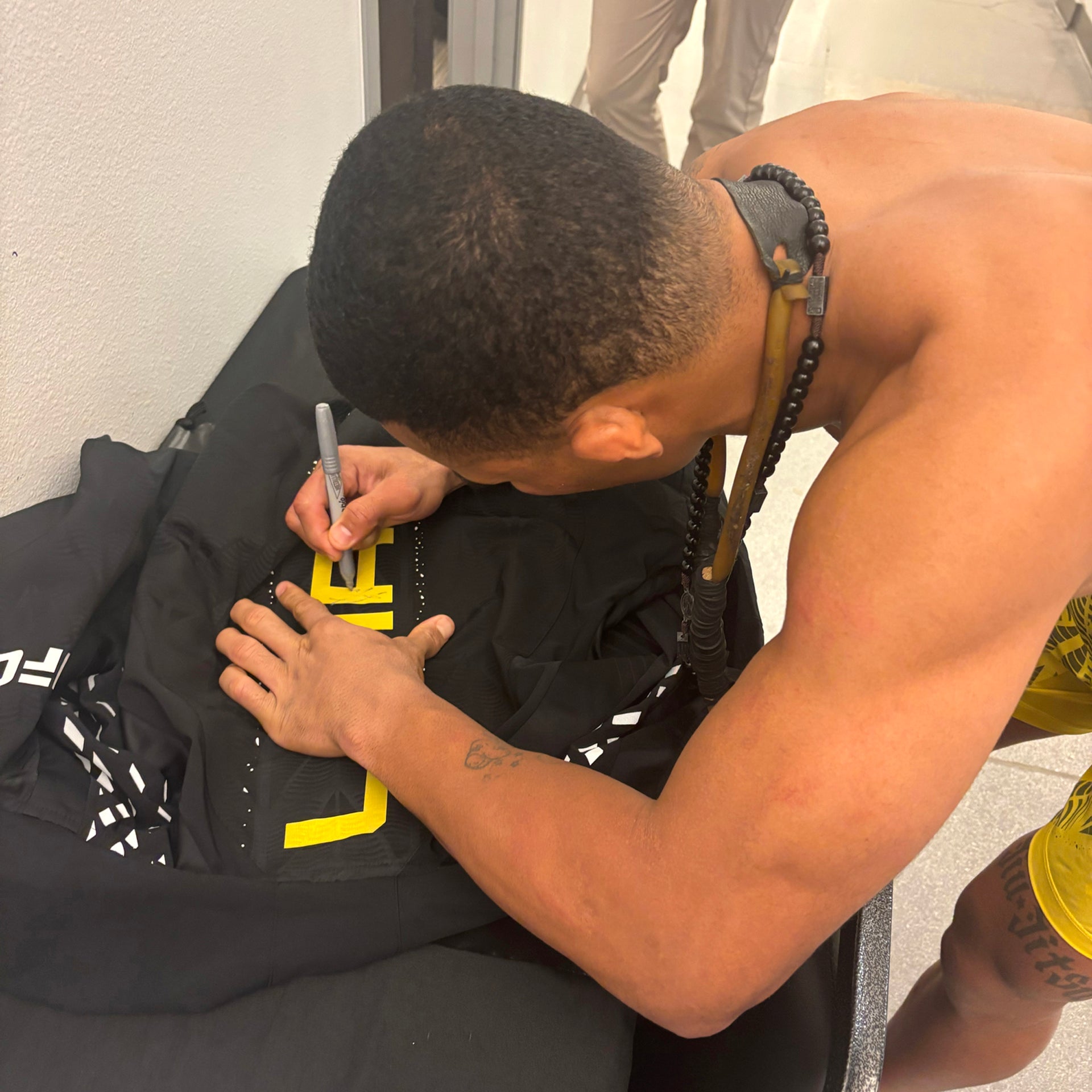 Andre Lima Signed 1-of-1 Fight Worn Hoodie UFC Fight Night: Kape vs Horiguchi 2