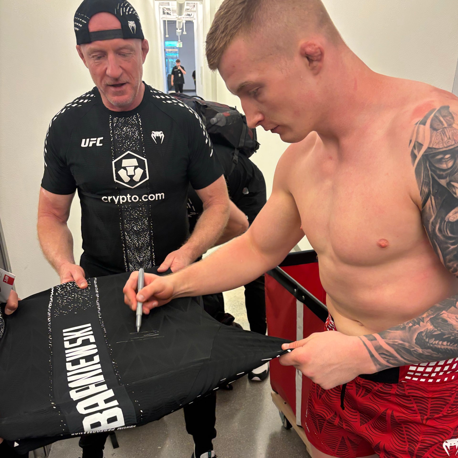 Iwo Baraniewski Signed 1-of-1 Fight Worn Jersey UFC Fight Night: Muhammad vs Bonfim