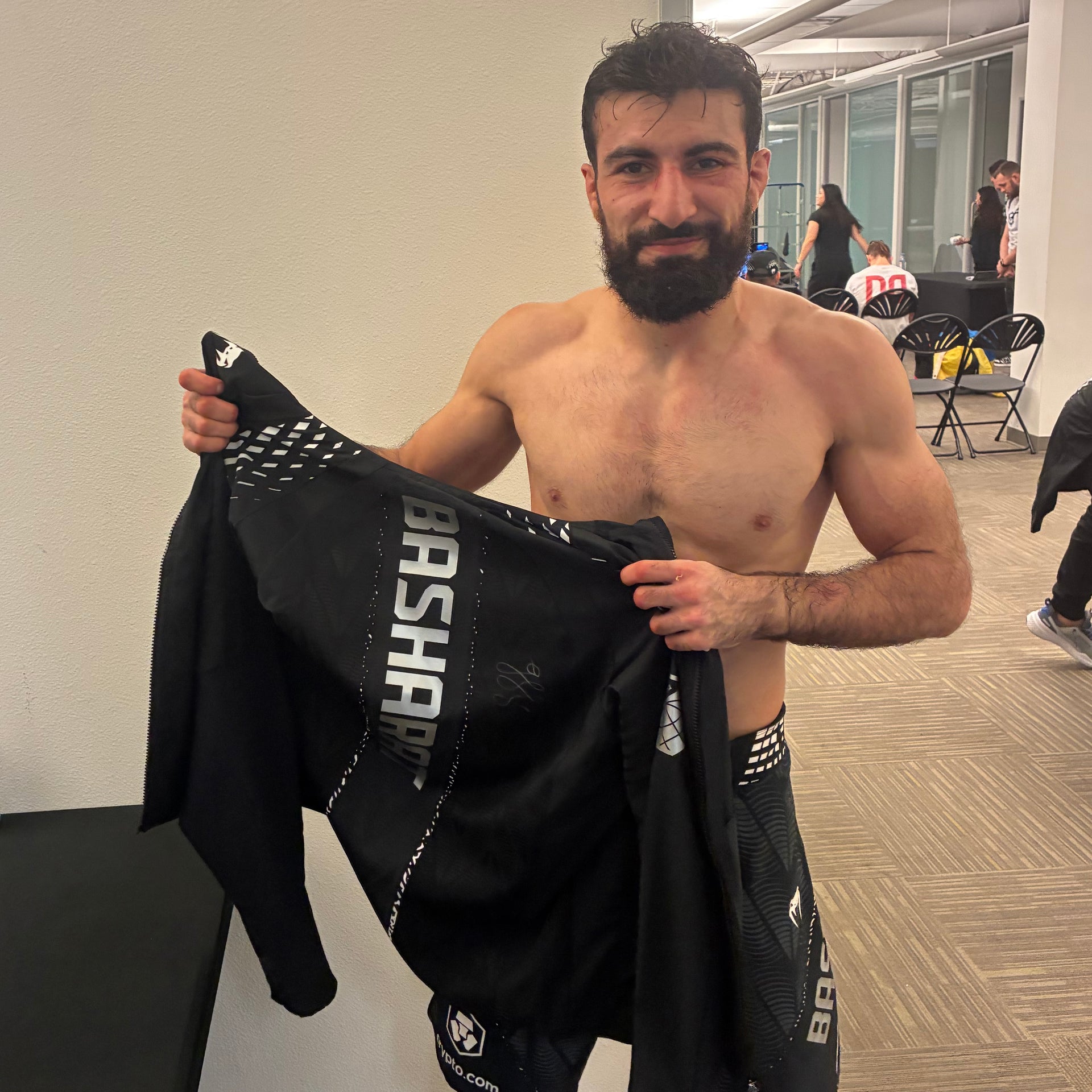 Farid Basharat Signed 1-of-1 Fight Worn Hoodie UFC Fight Night: Bautista vs Oliveira