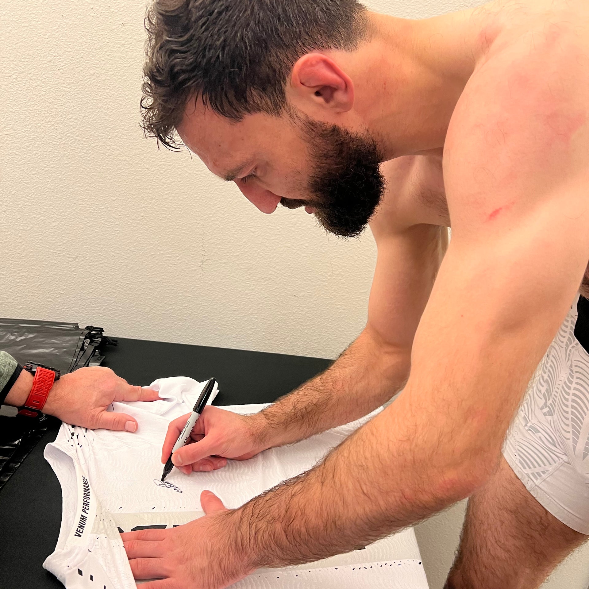Javid Basharat Signed 1-of-1 Fight Worn Jersey UFC Fight Night: Bautista vs Oliveira