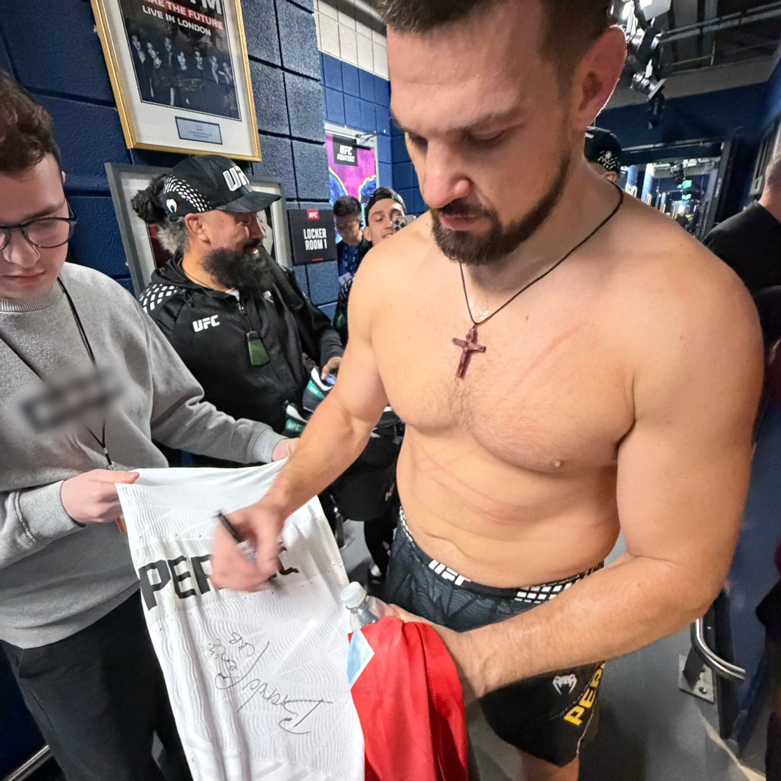 Brando Peričić Signed 1-of-1 Fight Worn Jersey UFC Fight Night: Evloev vs Murphy