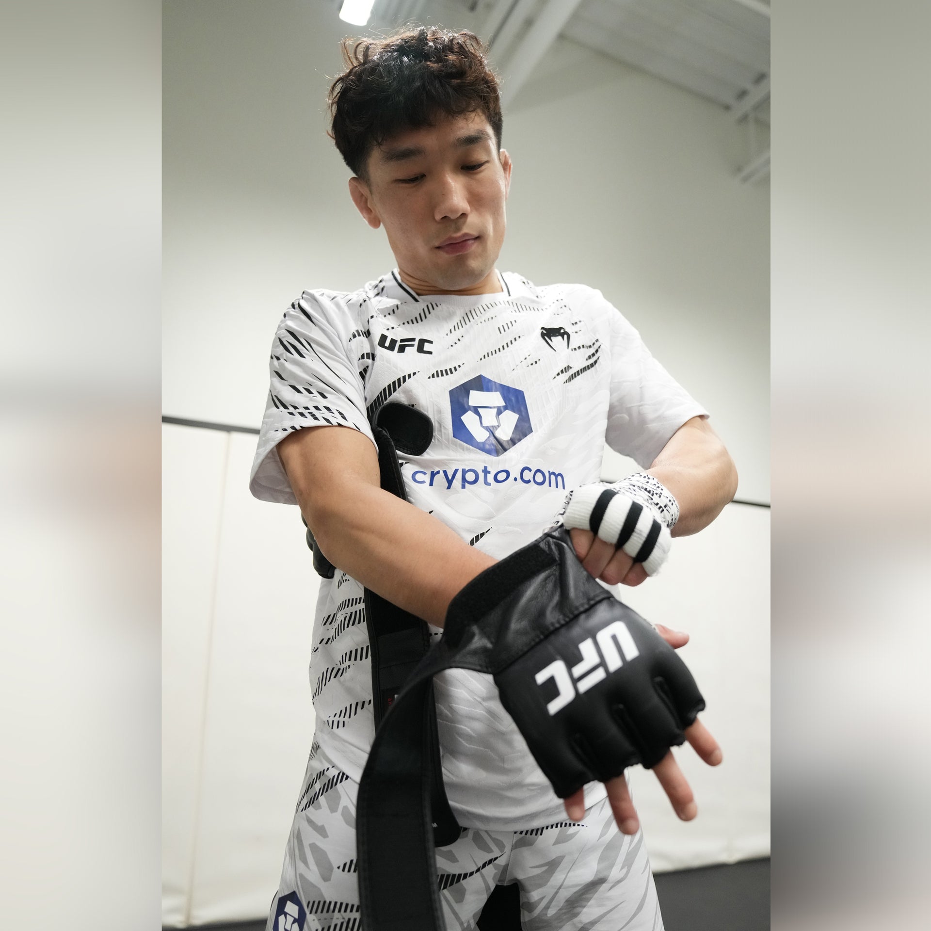 Chang Ho Lee Signed 1-of-1 Fight Worn Jersey UFC Fight Night: Garcia vs Onama