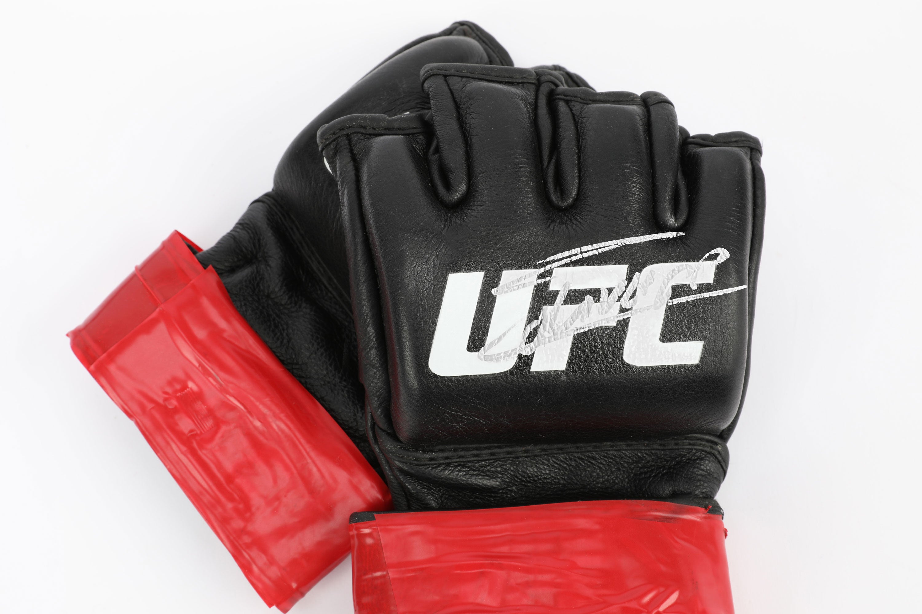 Charles Oliveira Signed 1-of-1 Fight Worn Gloves UFC 309: Jones vs Miocic