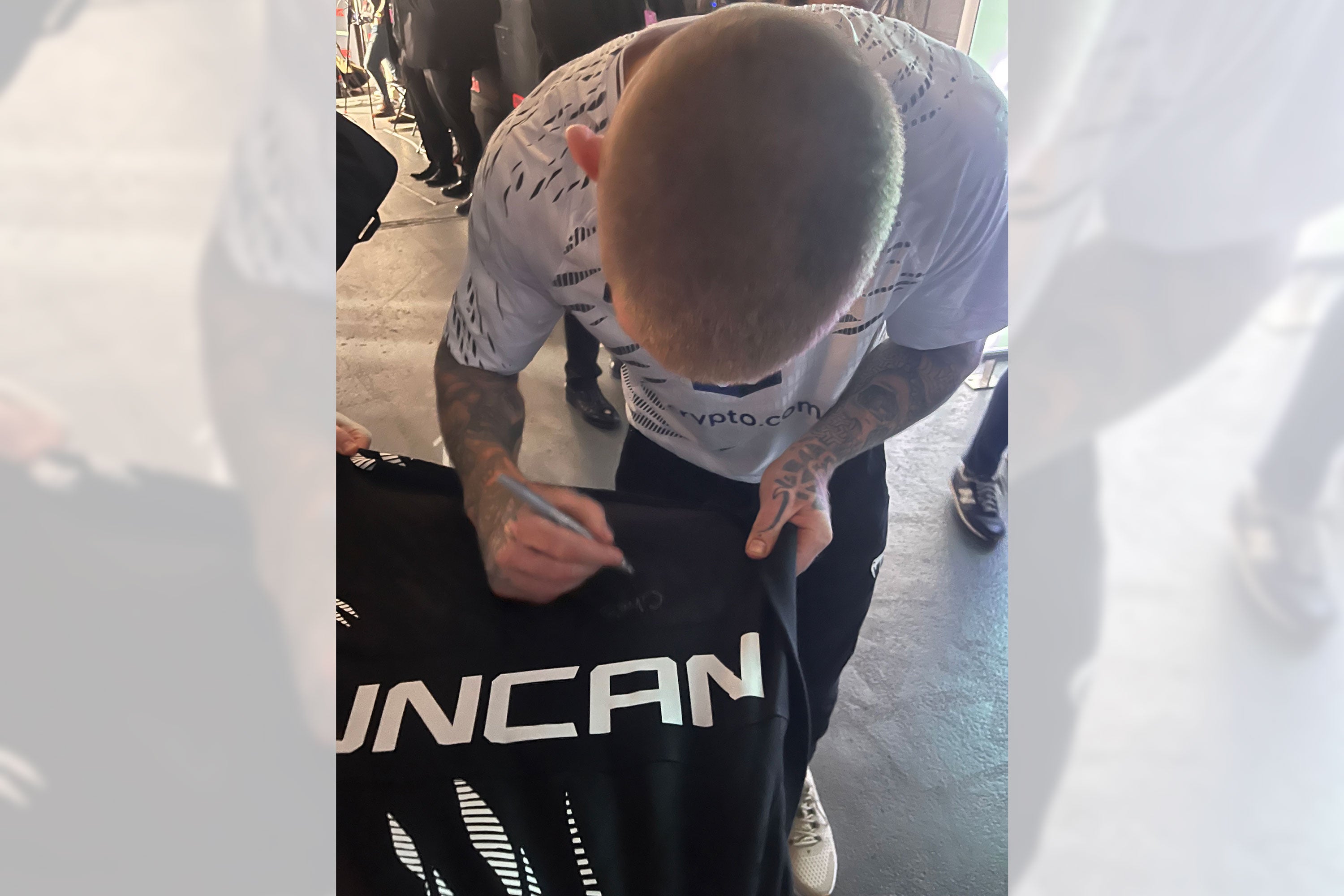 Chris Duncan Signed 1-of-1 Fight Issued Hoodie UFC Fight Night: Edwards vs Brady