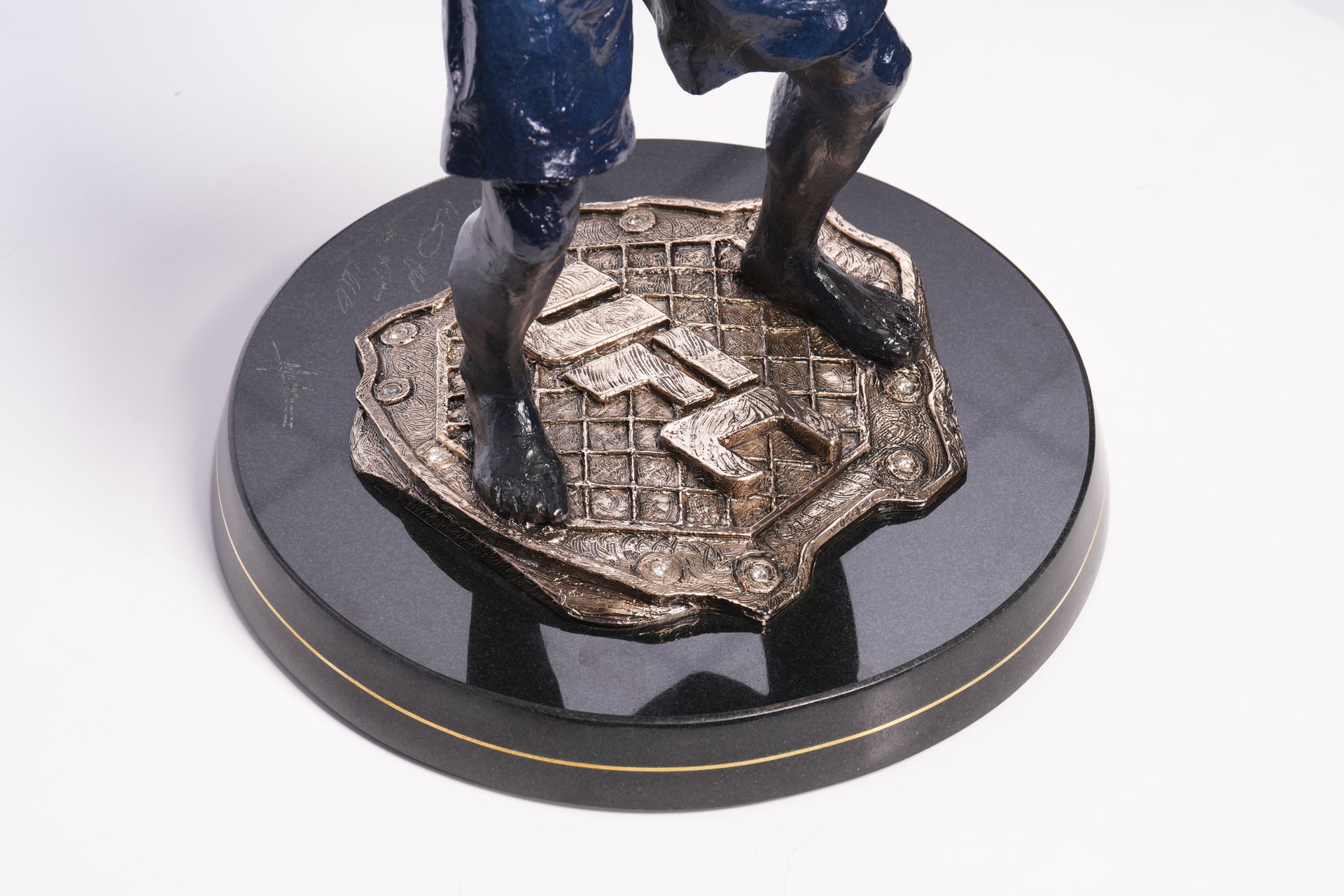Chuck Liddell Blue Diamond 1-of-1 Sculpture