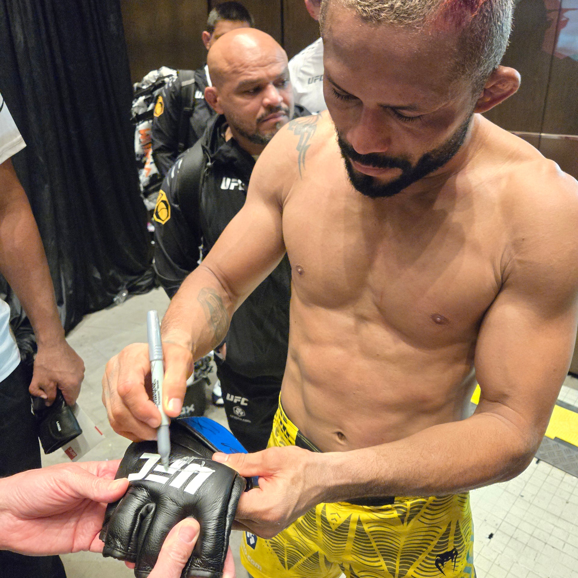 Deiveson Figueiredo Signed 1-of-1 Fight Worn Gloves UFC Fight Night: Song vs Figueiredo