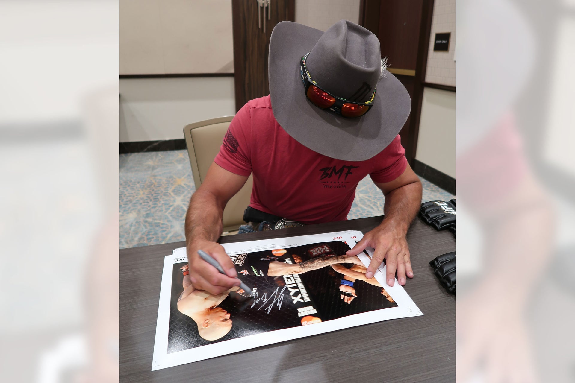 Cowboy Cerrone Signed Photo UFC Fight Night Henderson vs Thomson