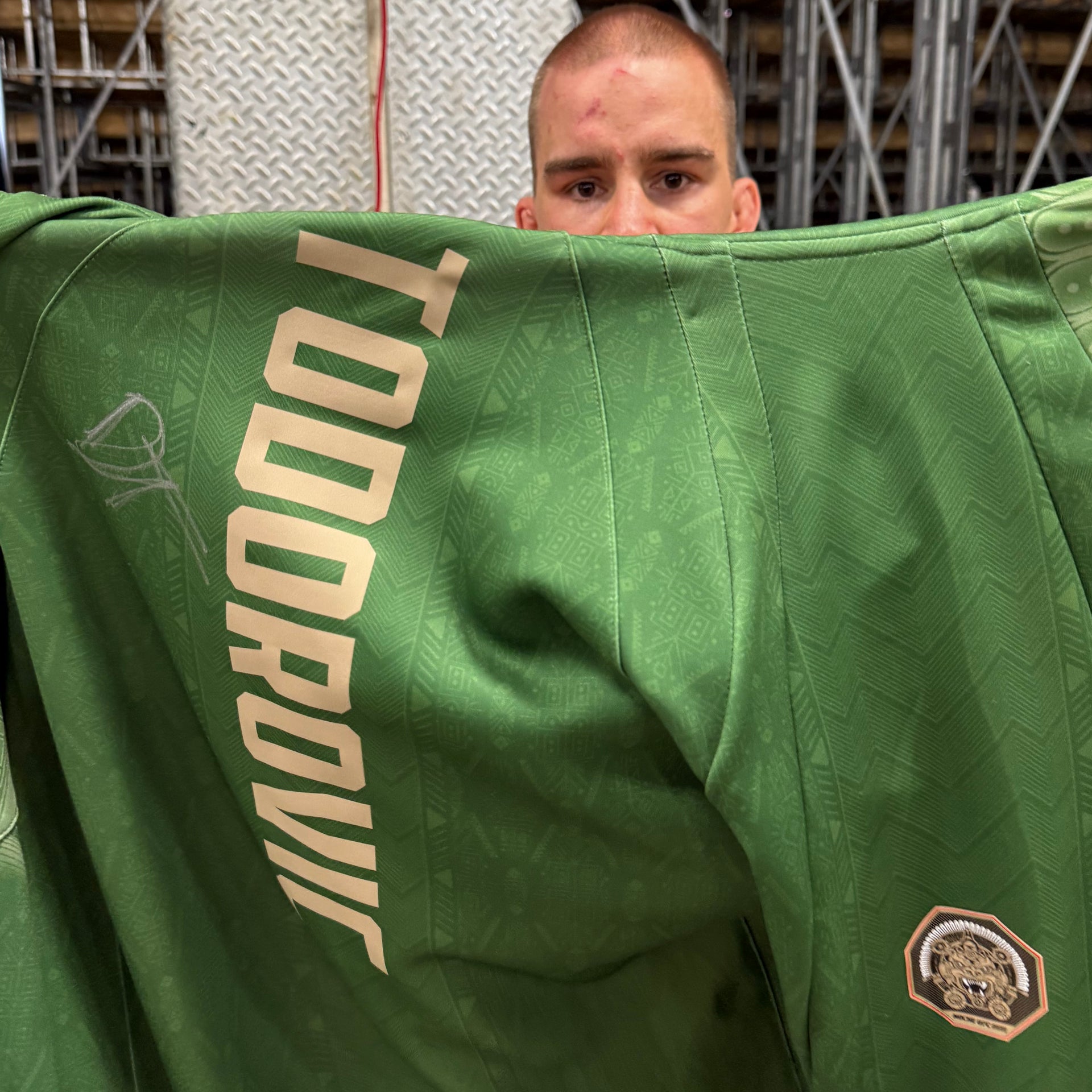 Dusko Tudorovic Signed 1-of-1 Fight Worn Hoodie Noche UFC: Lopes vs Silva