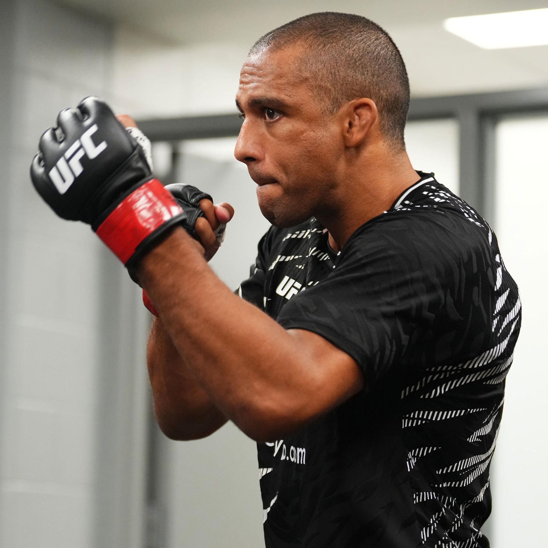 Edson Barboza Signed 1-of-1 Fight Worn Jersey UFC 319: Du Plessis vs Chimaev