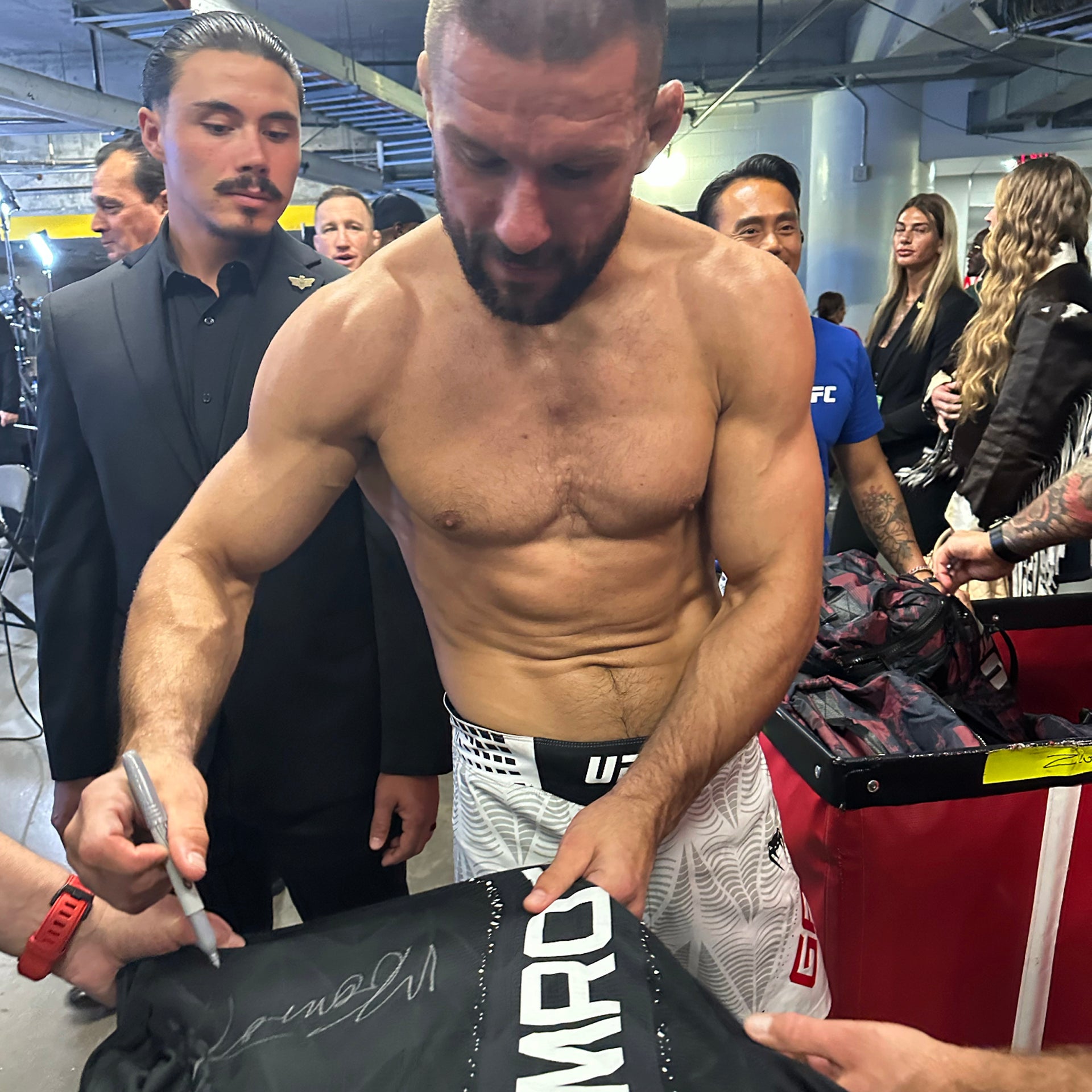 Mateusz Gamrot Signed 1-of-1 Fight Worn Jersey UFC 327: Procházka vs Ulberg
