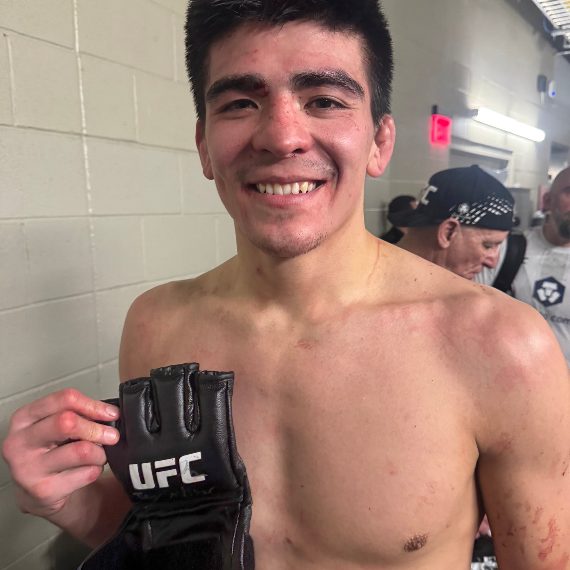Ty Miller Signed 1-of-1 Fight Worn Gloves UFC 324: Gaethje vs Pimblett