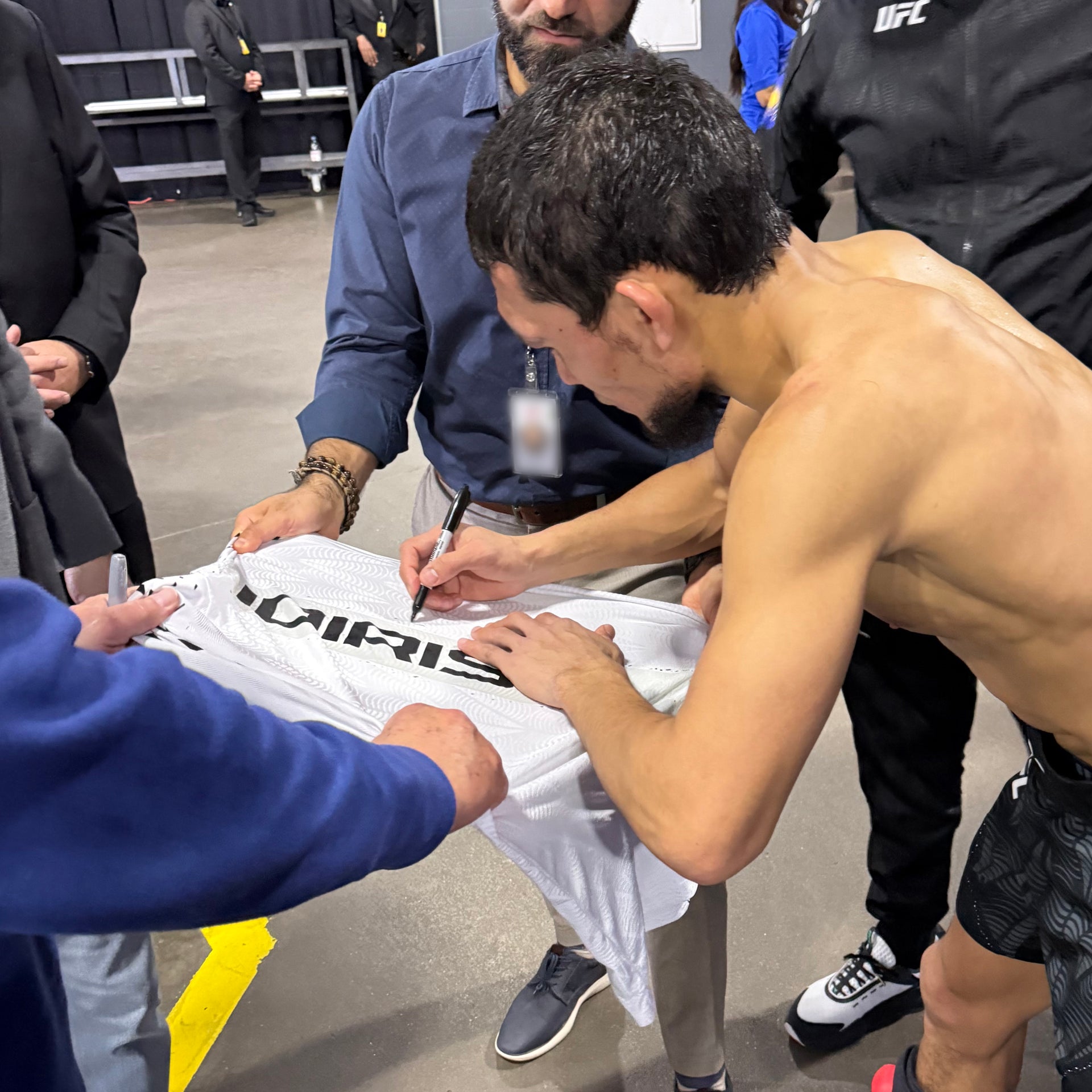 Alibi Idiris Signed 1-of-1 Fight Worn Jersey UFC Fight Night: Strickland vs Hernandez