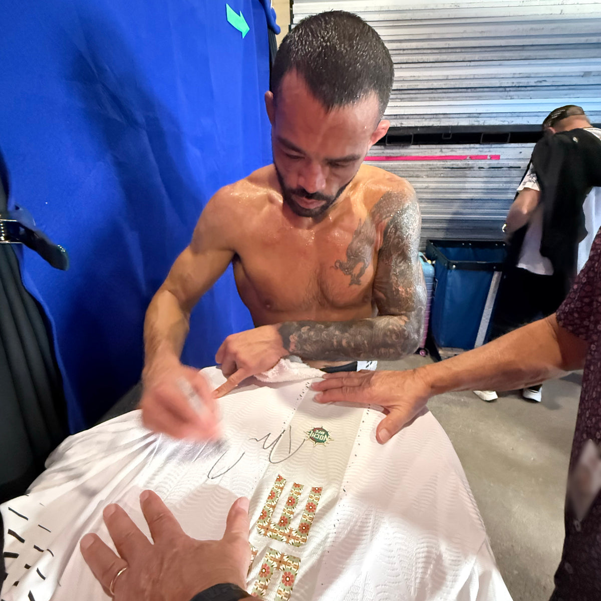 Dan Ige Signed 1-of-1 Fight Worn Jersey Noche UFC: Silva vs Delgado