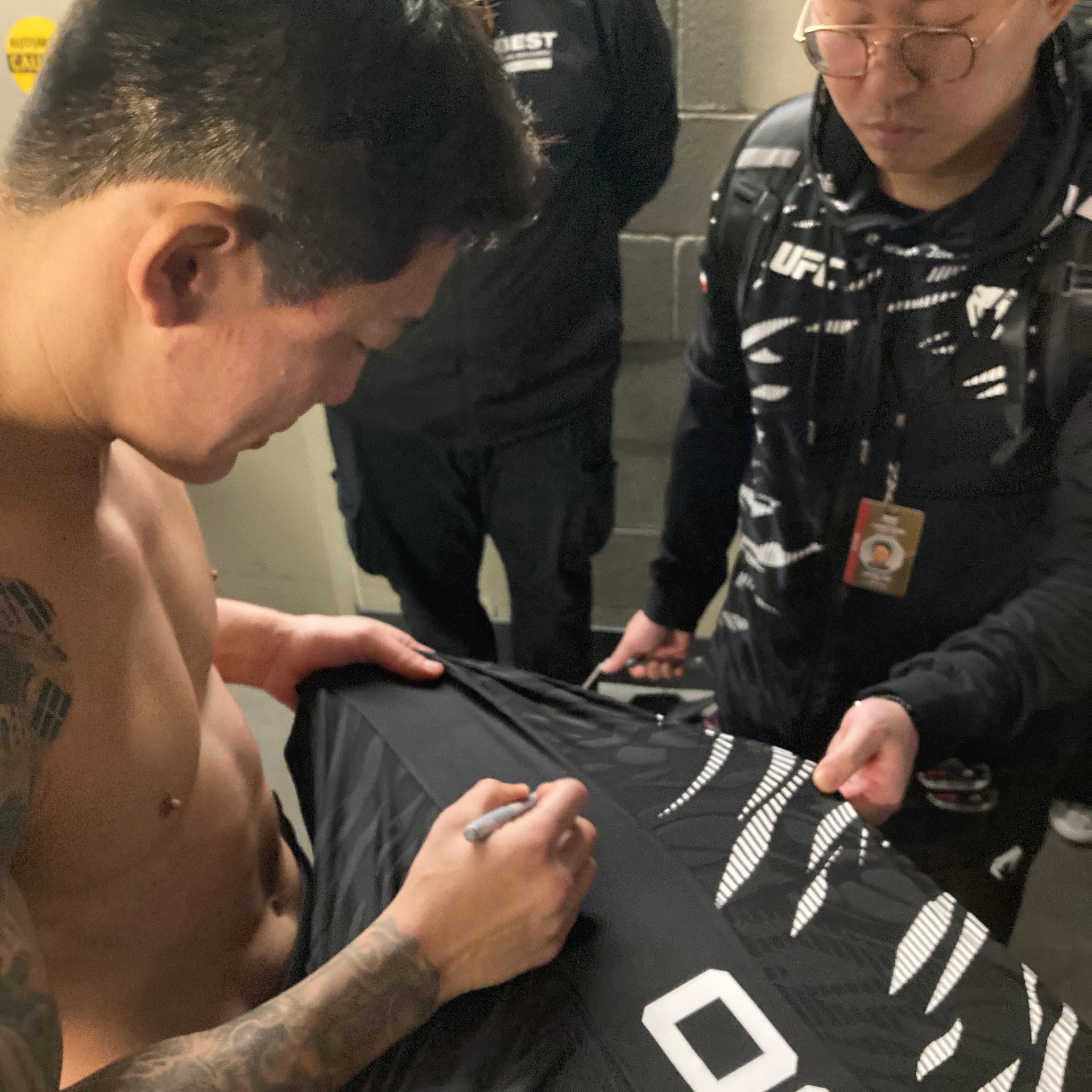 Joo Sang Yoo Signed 1-of-1 Fight Worn Jersey UFC 320: Ankalaev vs Pereira 2