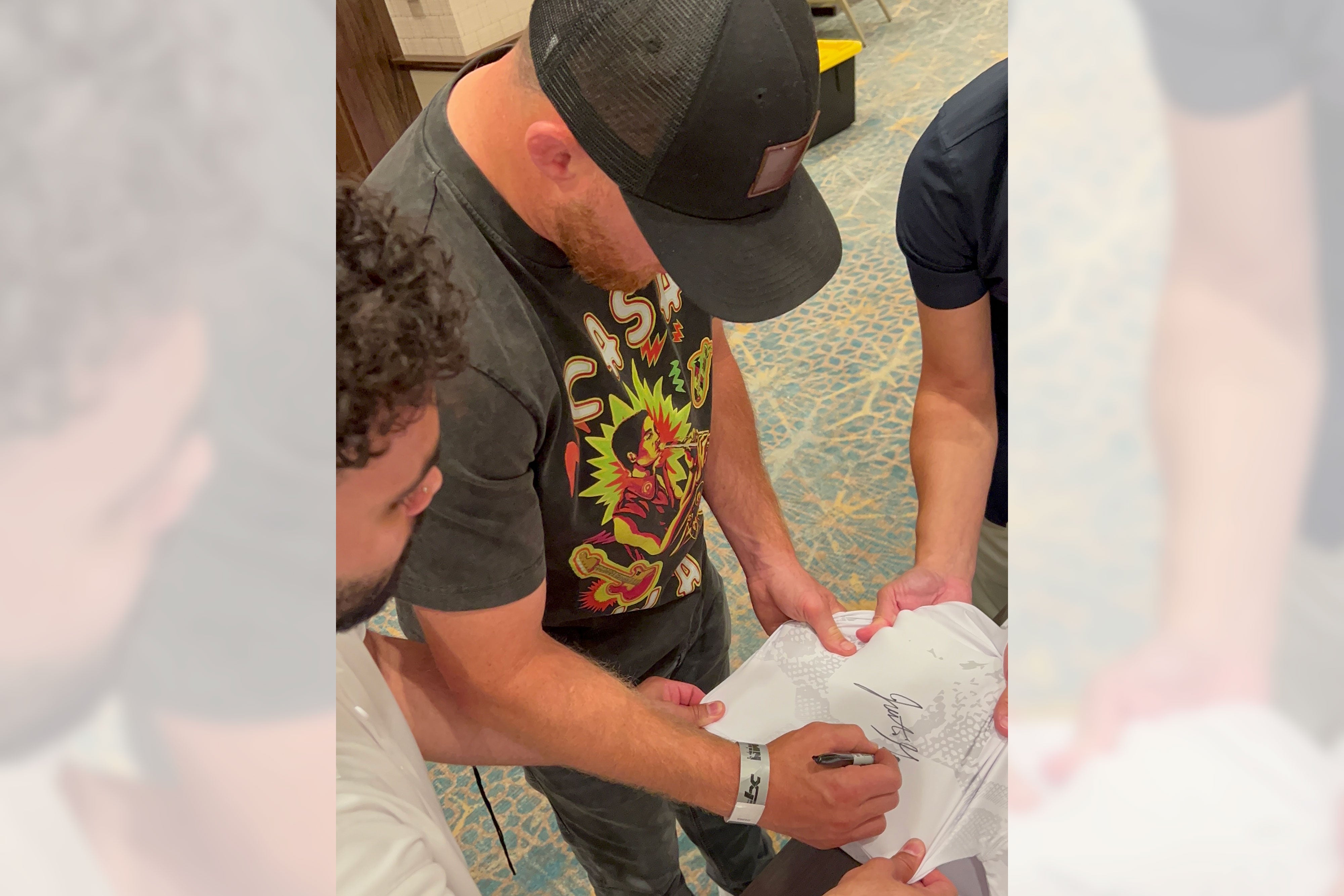 Justin Gaethje Signed Limited Edition White Jersey – UFC Collectibles