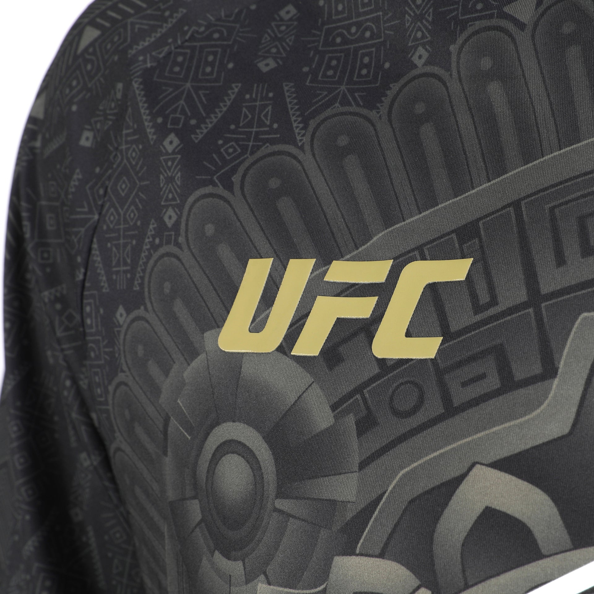 Claudio Puelles 1-of-1 Fight Worn Jersey Noche UFC: Lopes vs Silva