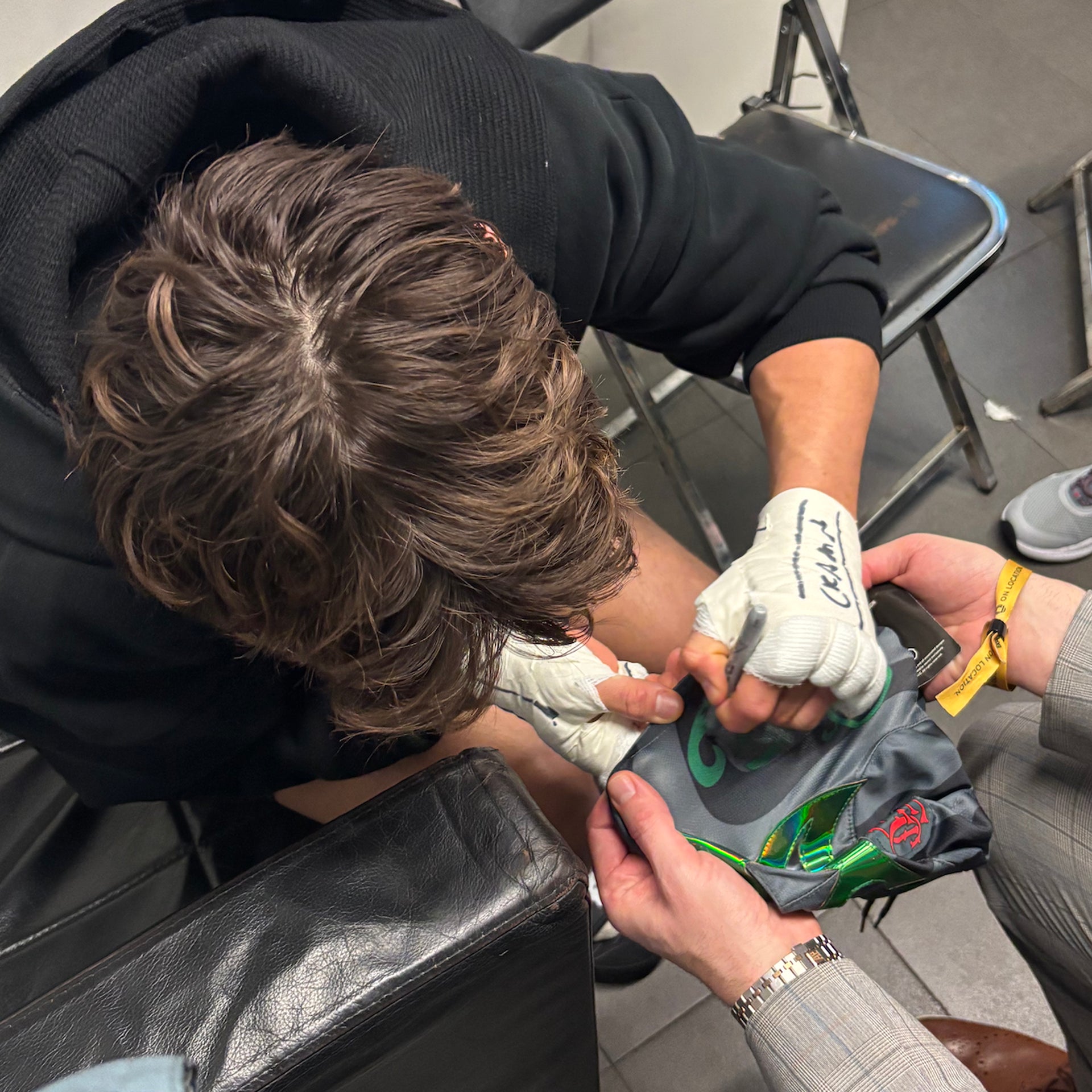 Lone’er Kavanagh Signed 1-of-1 Fight Issued Snapback Hat & UFC Mexico City Luchador Mask UFC Fight Night: Moreno vs Kavanagh