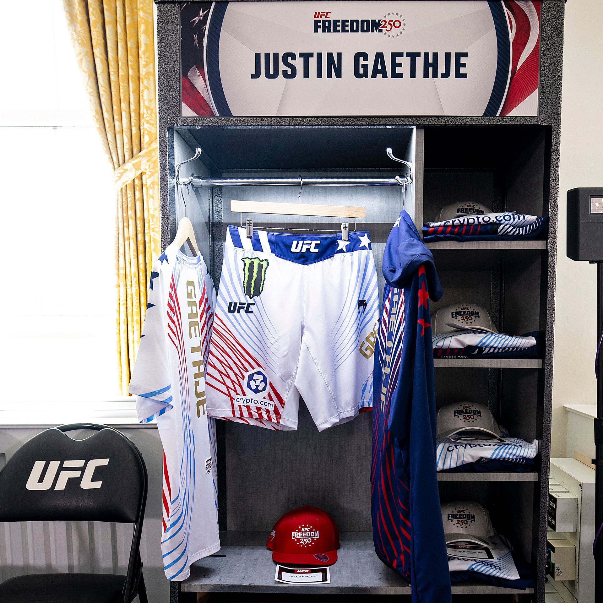 Justin Gaethje Signed 1-of-1 Fight Issued Jersey UFC Freedom 250: Topuria vs Gaethje