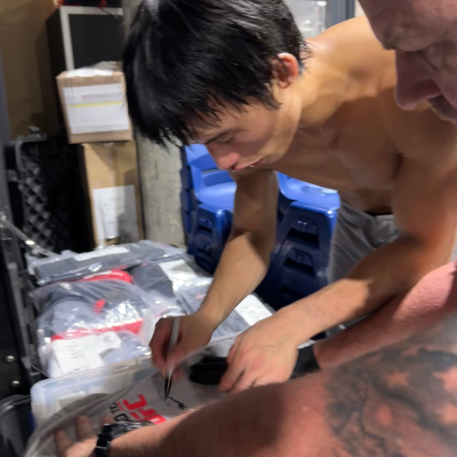 Lawrence Lui Signed 1-of-1 Fight Issued T-Shirt UFC 325: Volkanovski vs Lopes 2