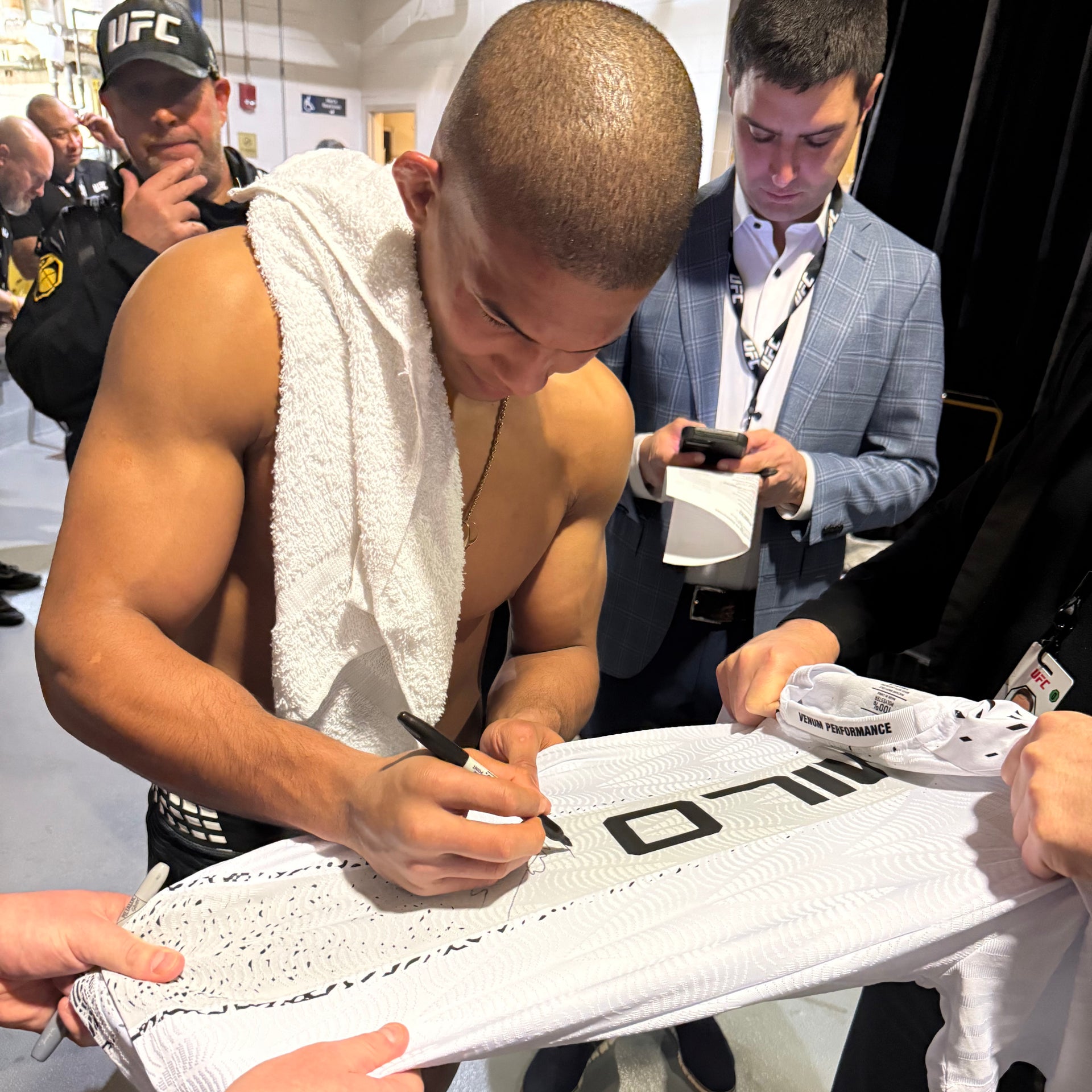 Matheus Camilo Signed 1-of-1 Fight Worn Jersey VeChain UFC 322: Della Maddalena vs Makhachev