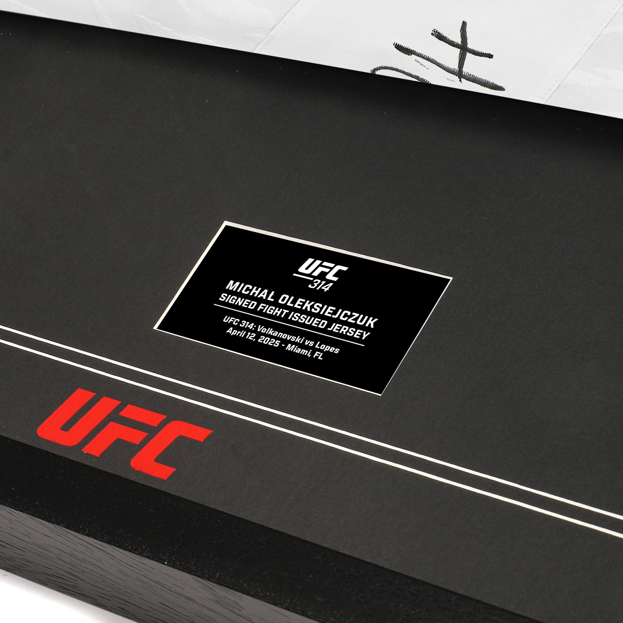 Michał Oleksiejczuk Signed 1-of-1 Fight Issued Jersey UFC 314: Volkanovski vs Lopes