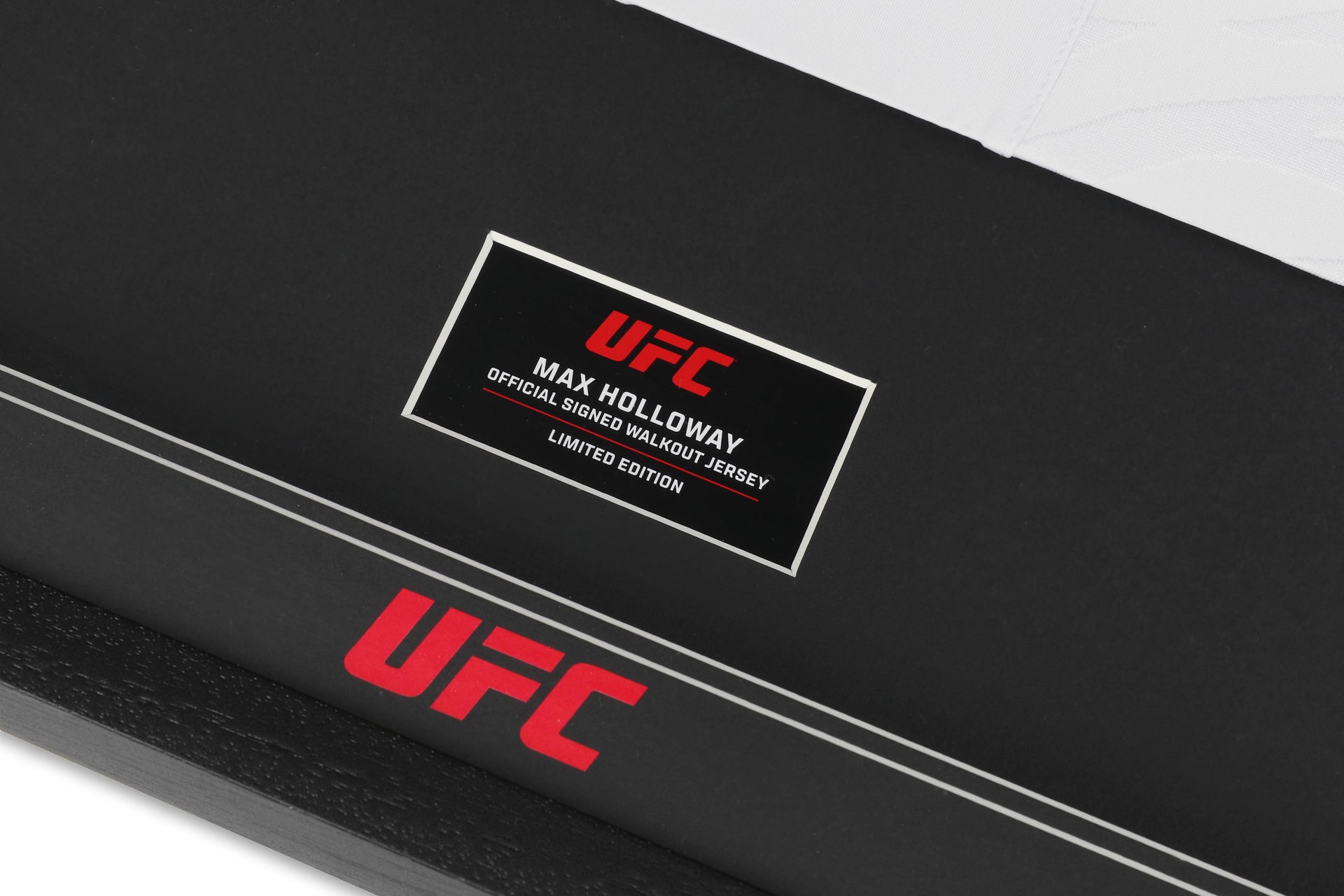 Max Holloway Signed Limited Edition Venum Fusion White Jersey