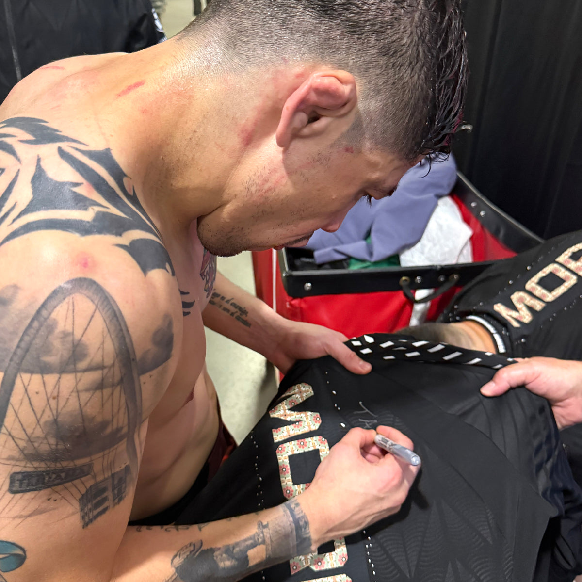 Brandon Moreno Signed 1-of-1 Fight Worn Hoodie Noche UFC: Silva vs Delgado