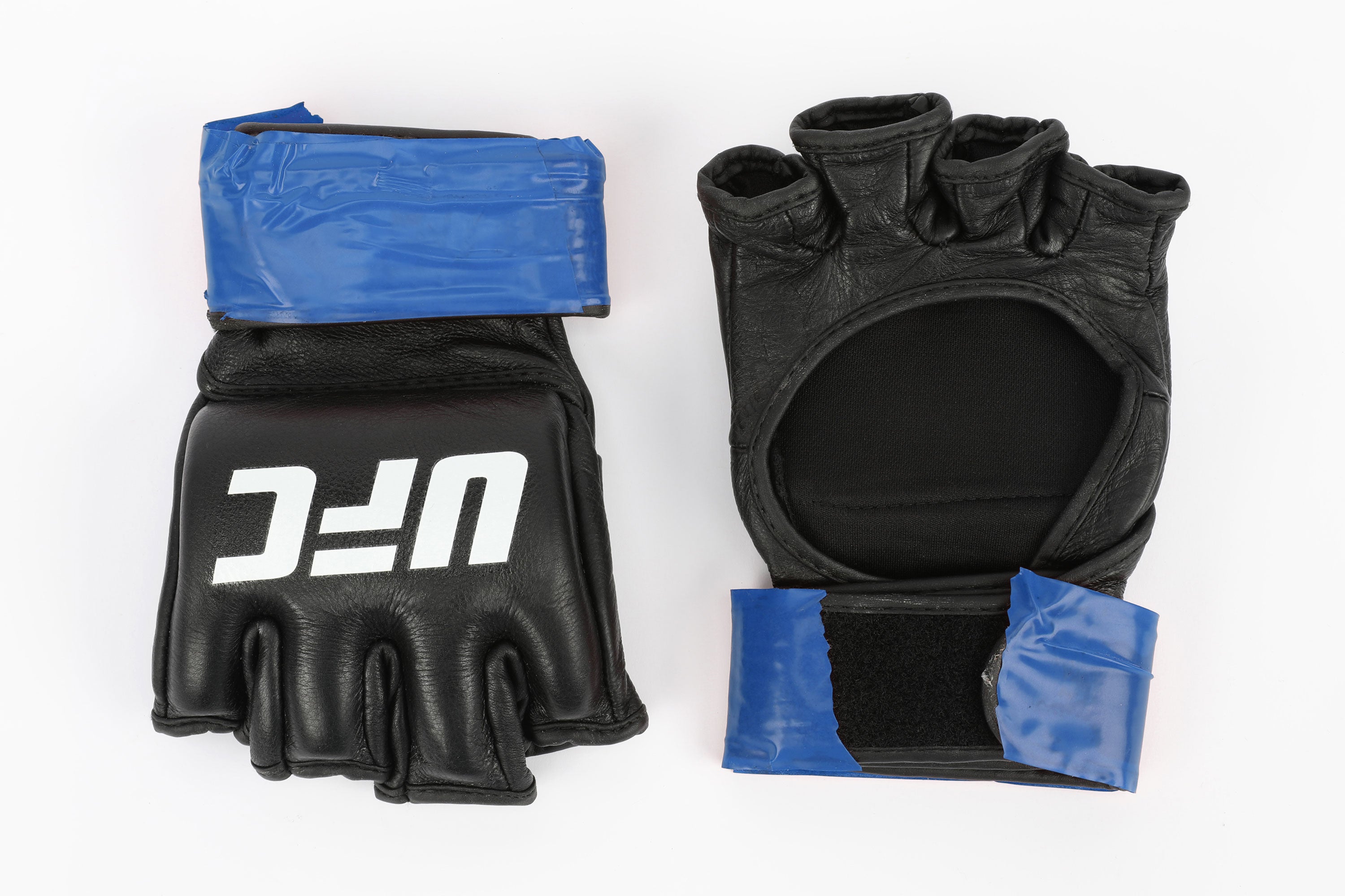 Natália Silva Signed 1-of-1 Fight Worn Gloves UFC 315: Muhammad vs Della Maddalena