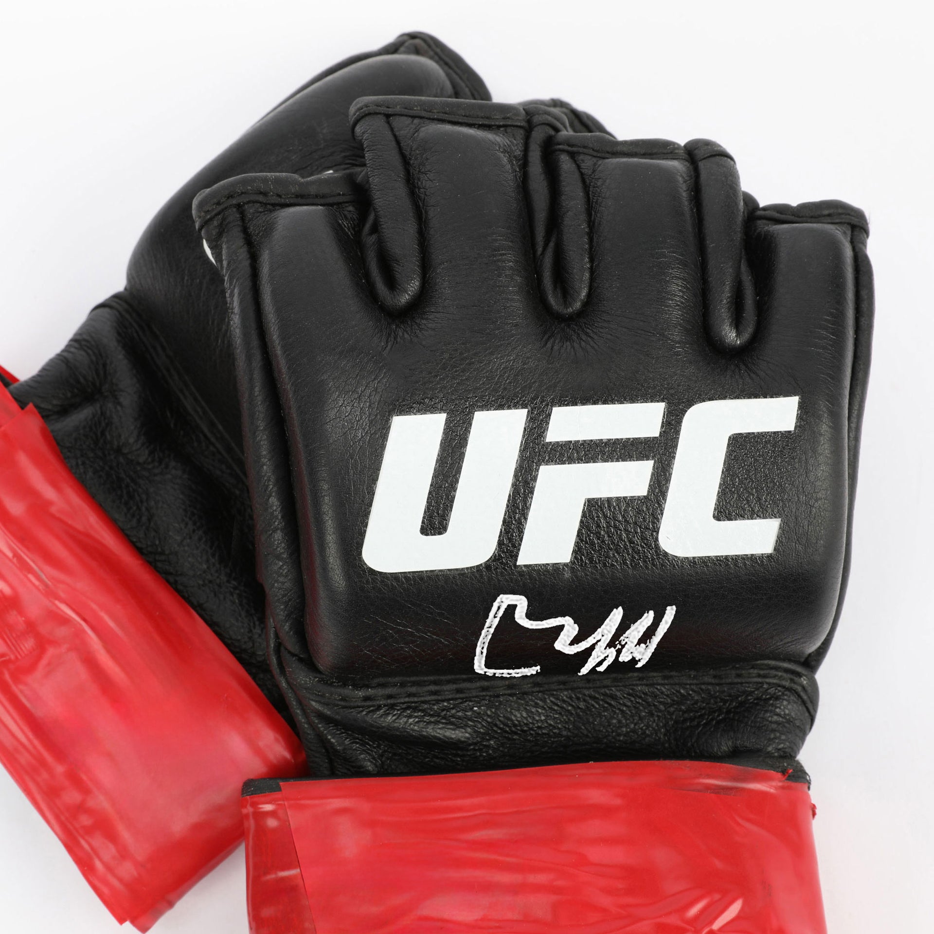 Nikolay Veretennikov Signed 1-of-1 Fight Worn Gloves UFC Fight Night: Allen vs Costa