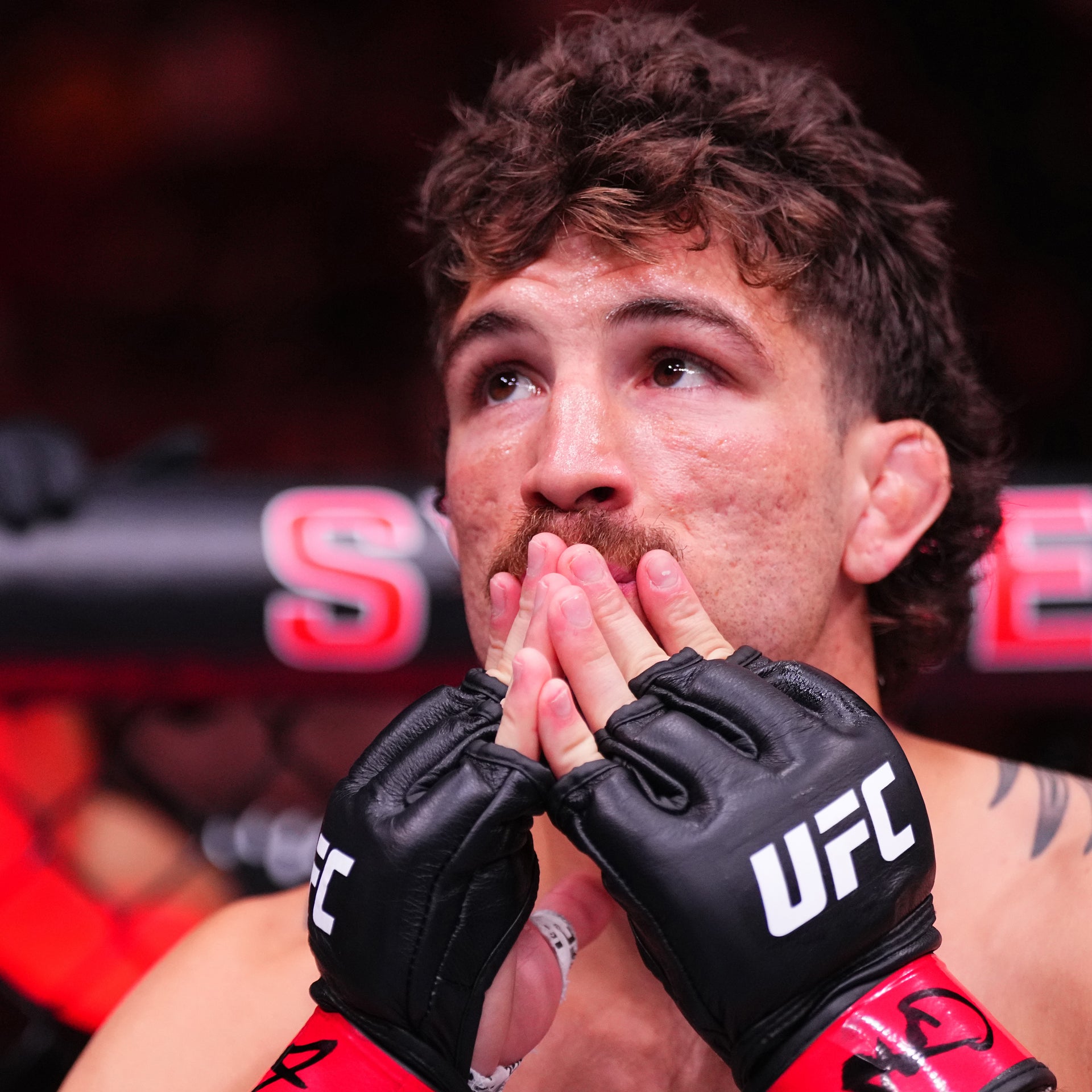 Quillan Salkilld Signed 1-of-1 Fight Worn Gloves UFC 325: Volkanovski vs Lopes 2