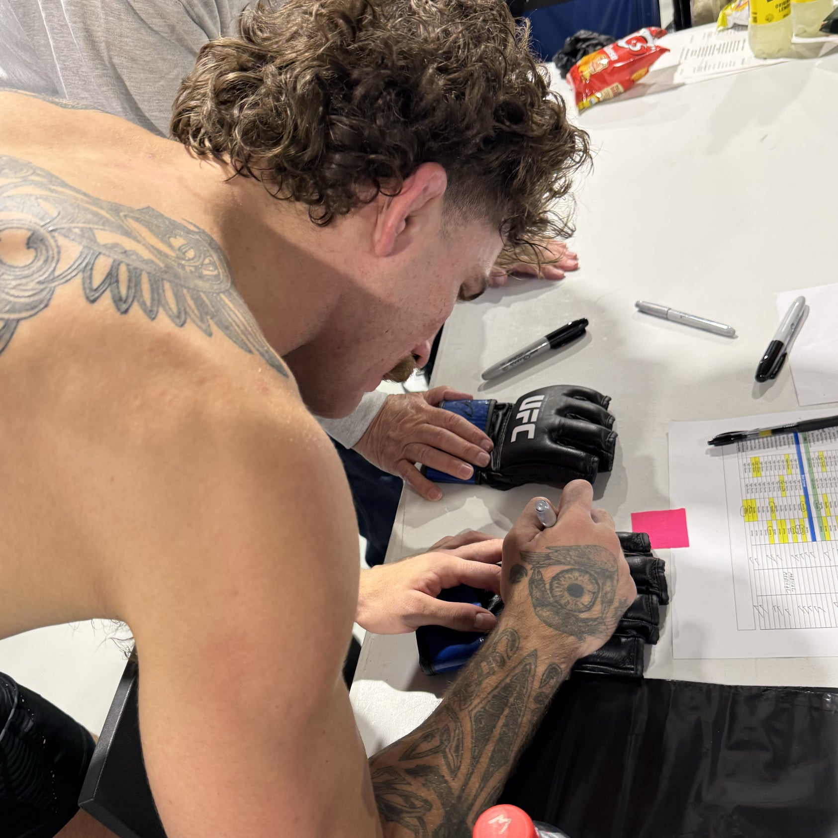 Quillan Salkilld Signed 1-of-1 Fight Worn Gloves UFC Fight Night: Della Maddalena vs Prates