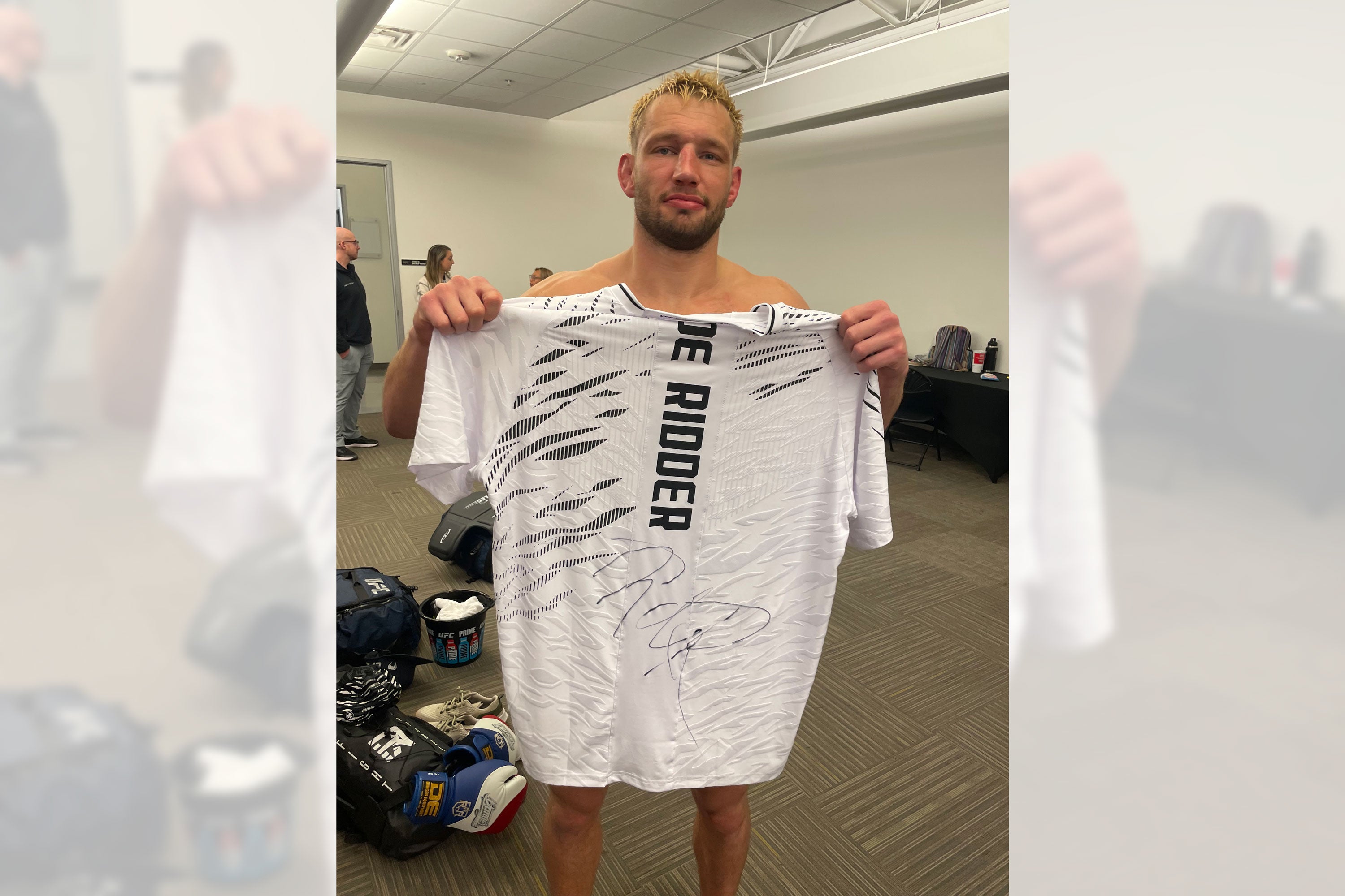 Reinier De Ridder Signed 1-of-1 Fight Issued Jersey UFC Fight Night: Magny vs Prates