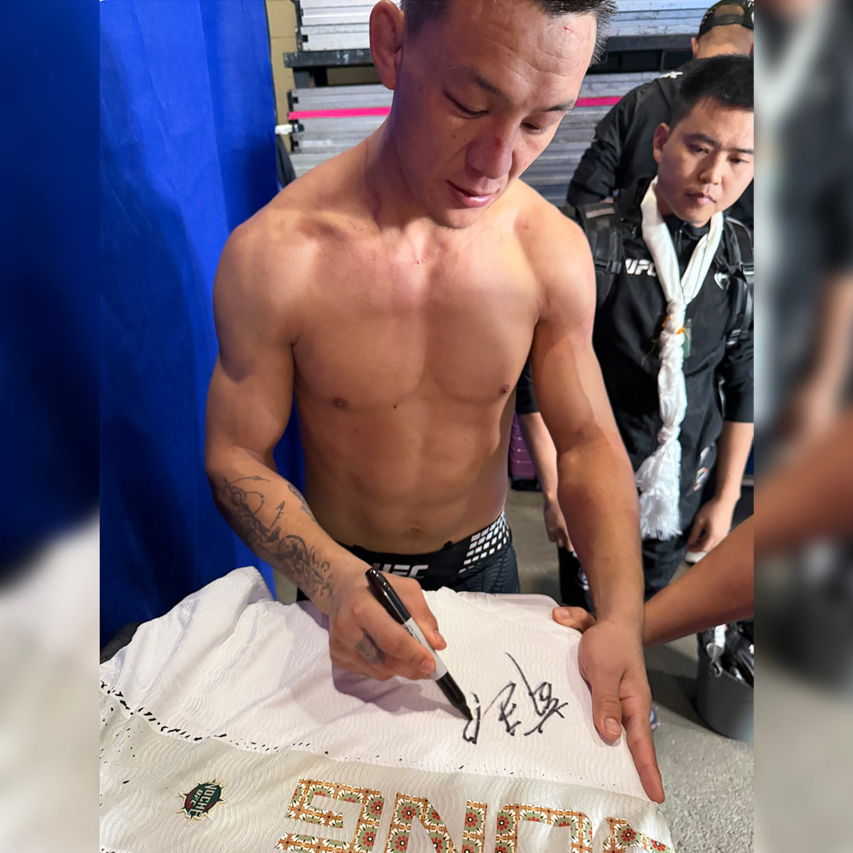 Rongzhu Signed 1-of-1 Fight Worn Jersey Noche UFC: Silva vs Delgado
