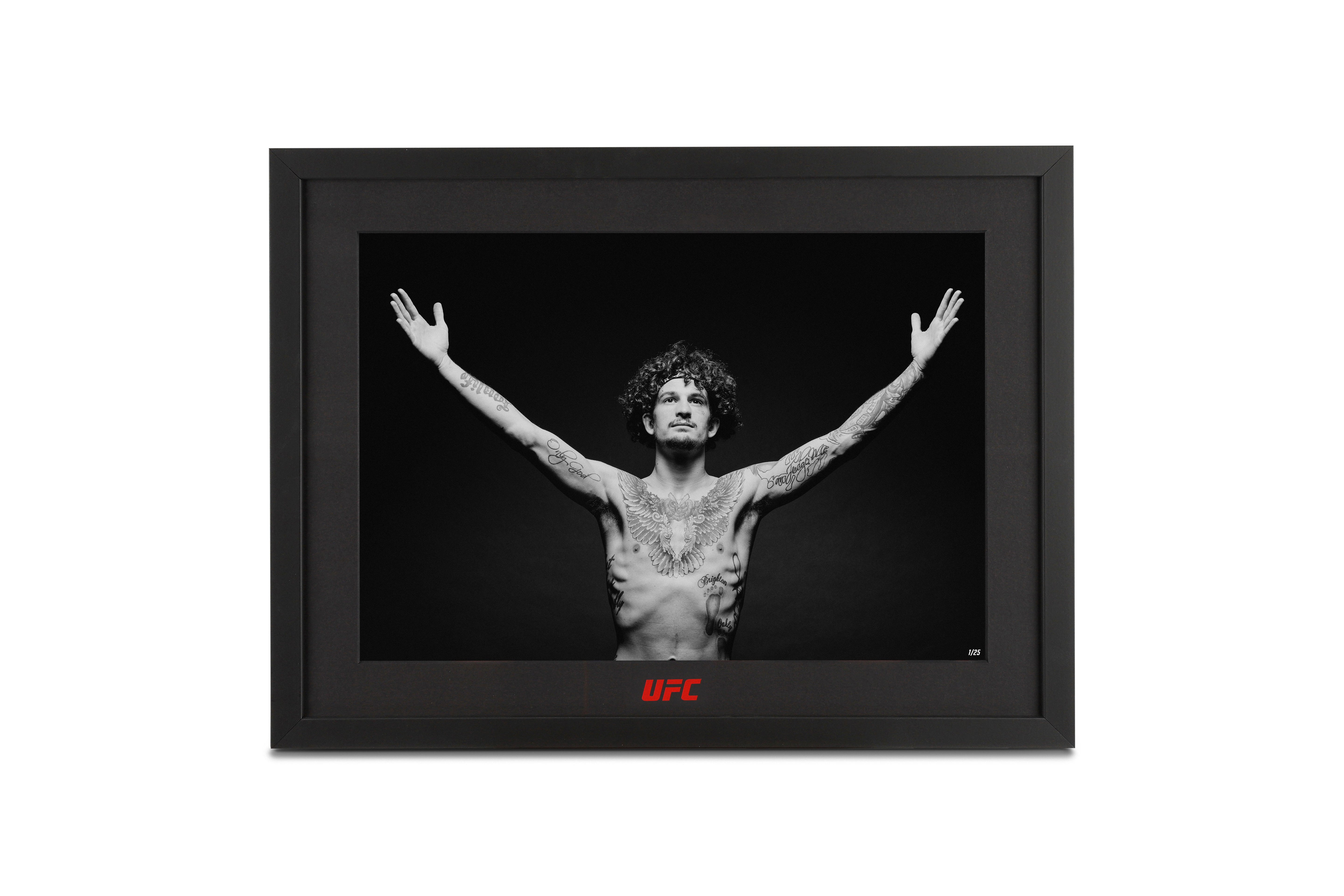 Sean O'Malley Introspective 3 B&W A3 Edition Premium Print – Kevin Lyn