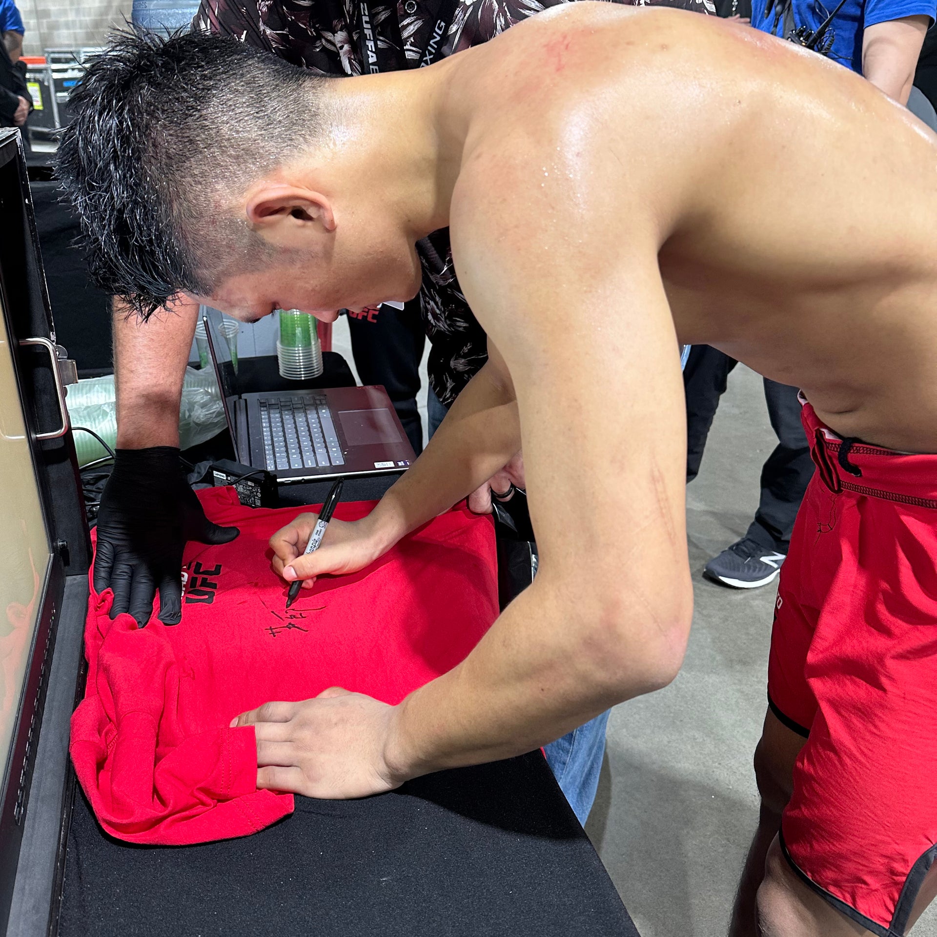 Sulangrangbo Signed 1-of-1 Fight Issued T-Shirt UFC 325: Volkanovski vs Lopes 2