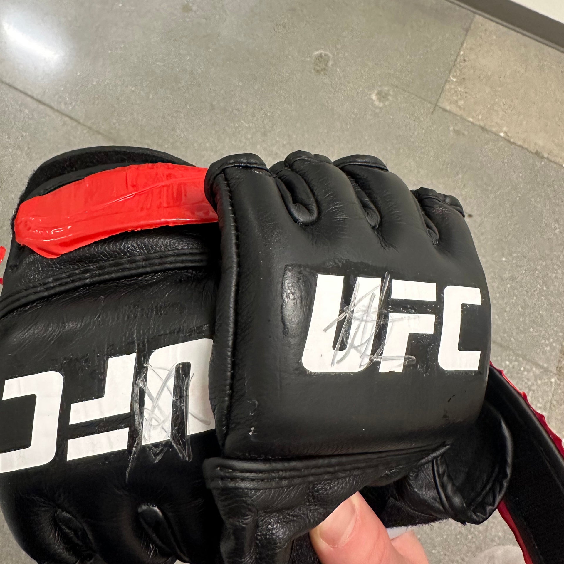 Talita Alencar Signed 1-of-1 Fight Worn Gloves UFC Fight Night: Garcia vs Onama