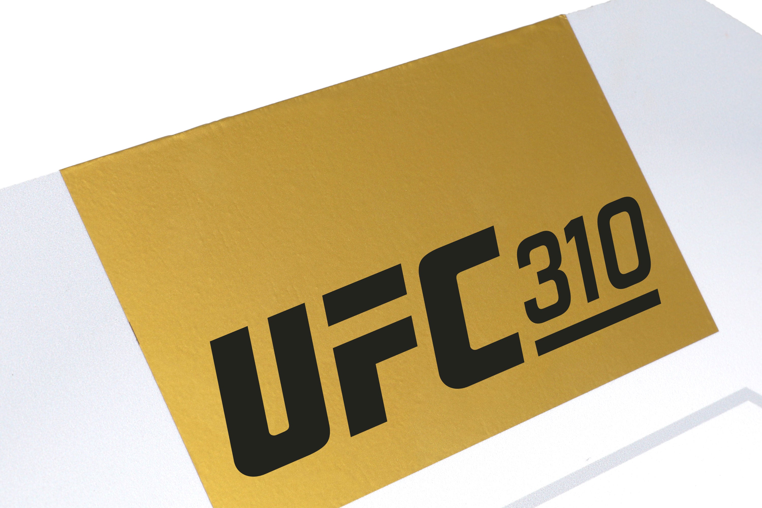 UFC 310: Pantoja vs Asakura Event Used Round Card Three