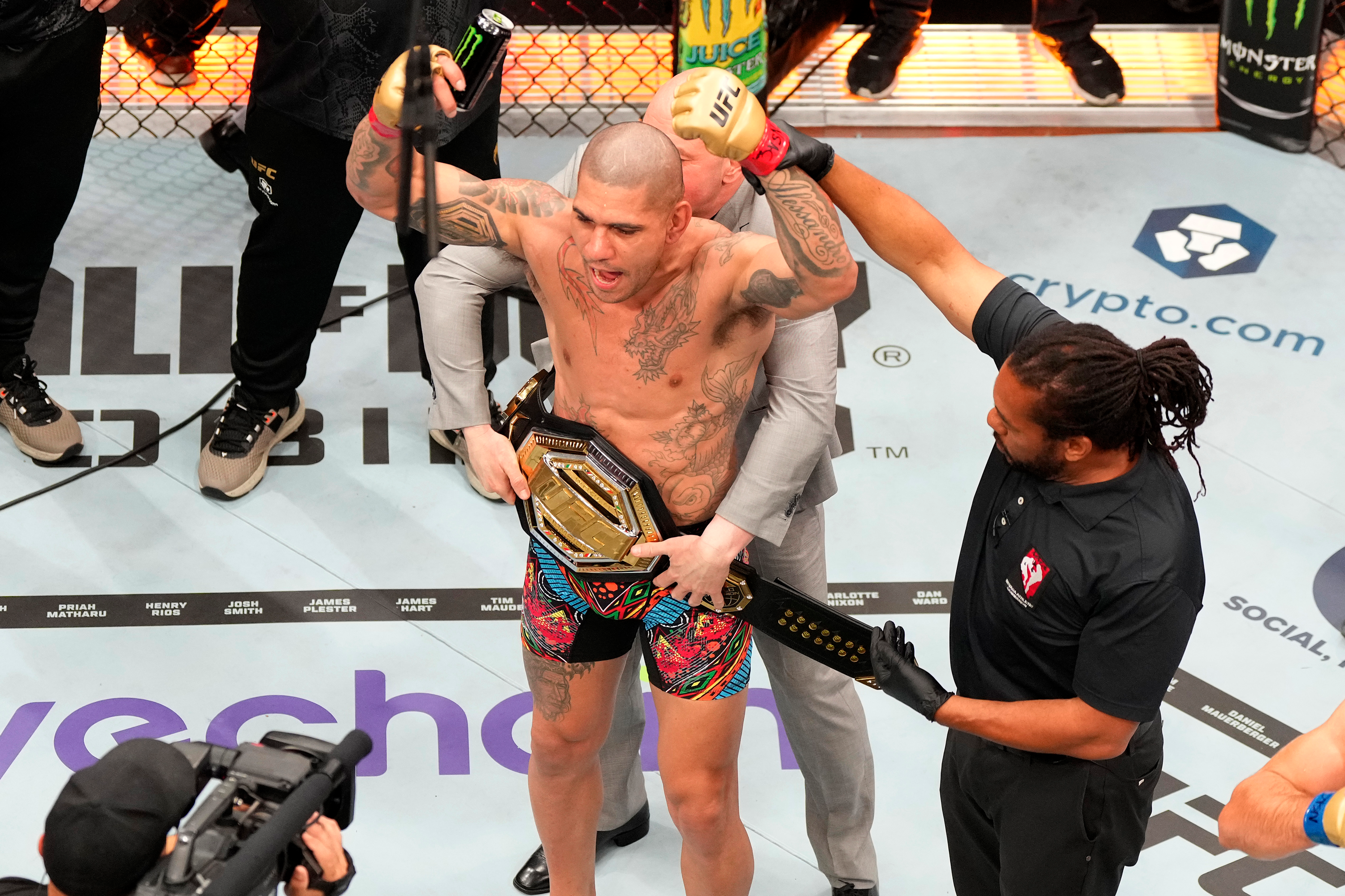 Pereira es el campeón mundial y puede convertirse en uno de los mejores peleadores de la historia UFC | Foto: ESPN Pereira es el campeón mundial y puede convertirse en uno de los mejores peleadores de la historia UFC | Foto: ESPN