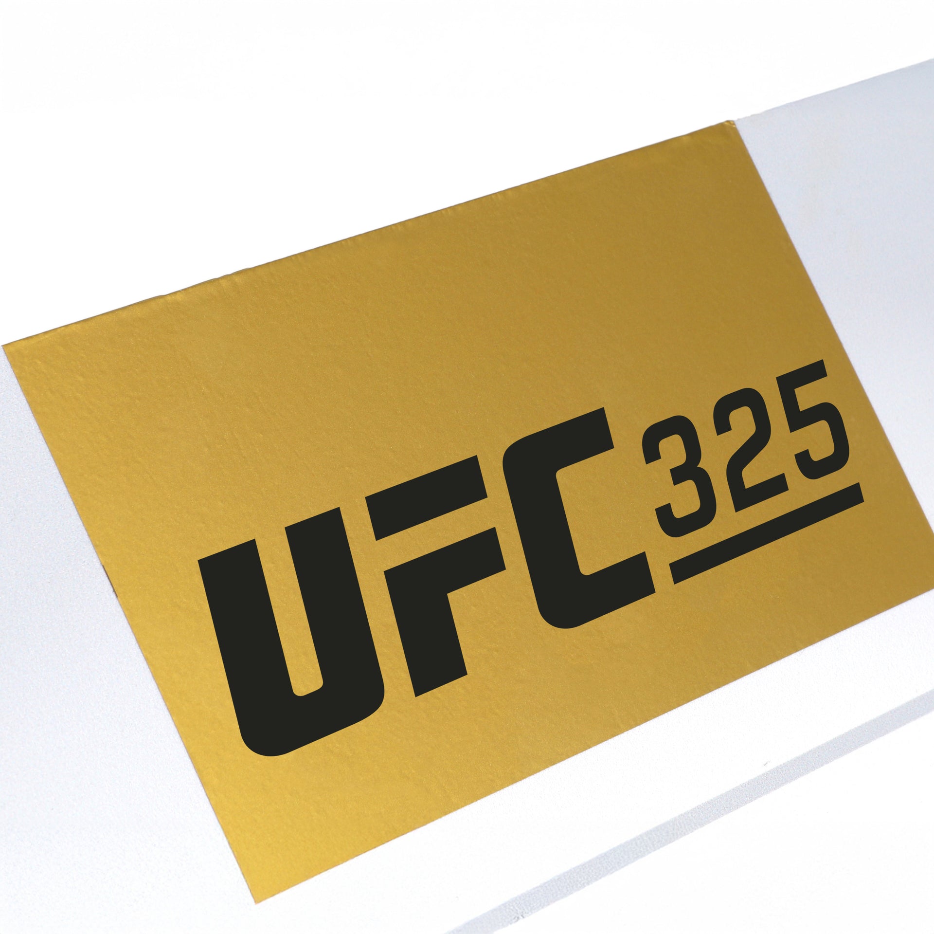 UFC 325: Volkanovski vs Lopes 2 Event Used Round Card Five