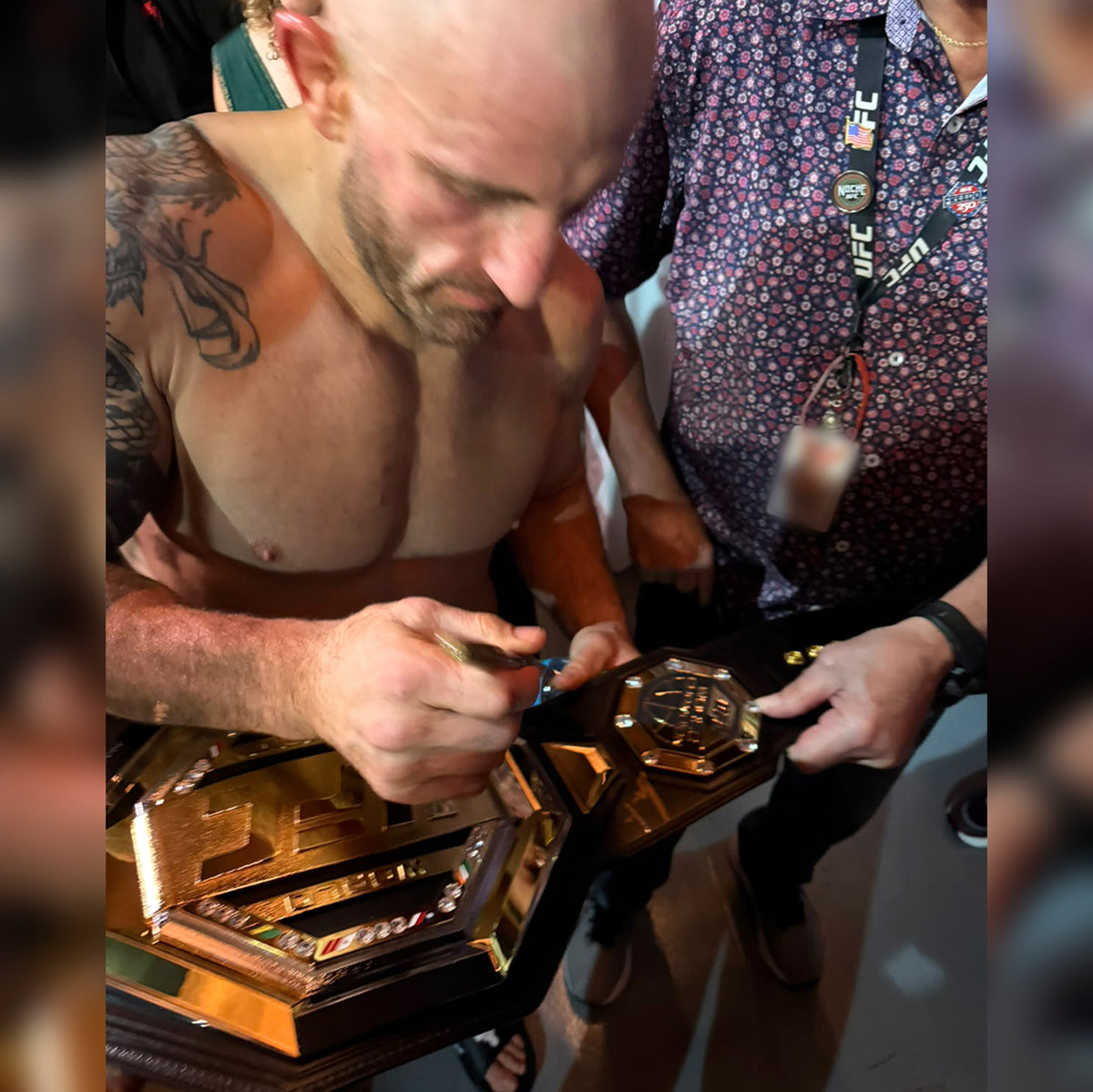 Alexander Volkanovski Signed UFC Legacy Championship Replica Belt